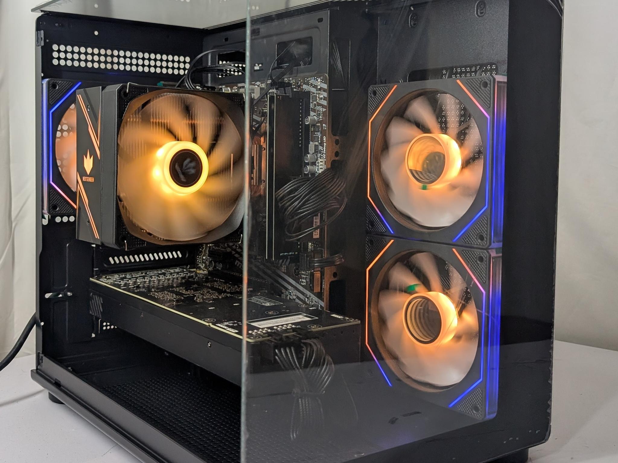 RTX 3070 | RYZEN 7 2700X | 16GB DDR4 | 500GB SSD | 650W | Jawa