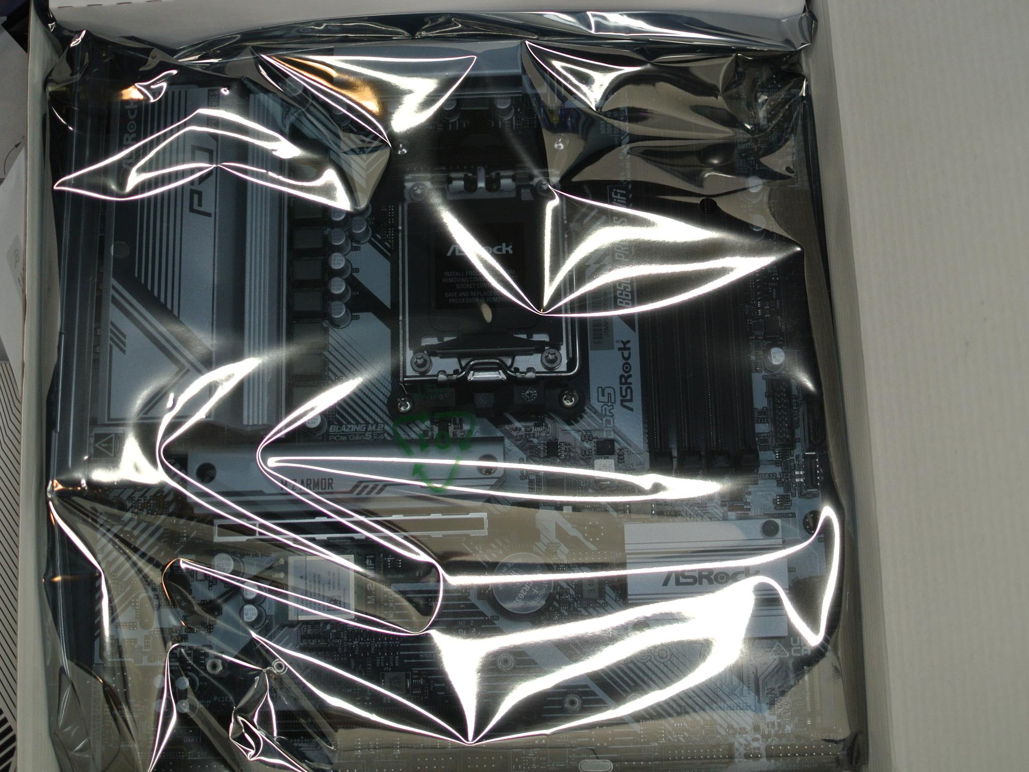 ASRock B650M PRO RS WIFI AM5 DDR5 PCie 5 Motherboard New