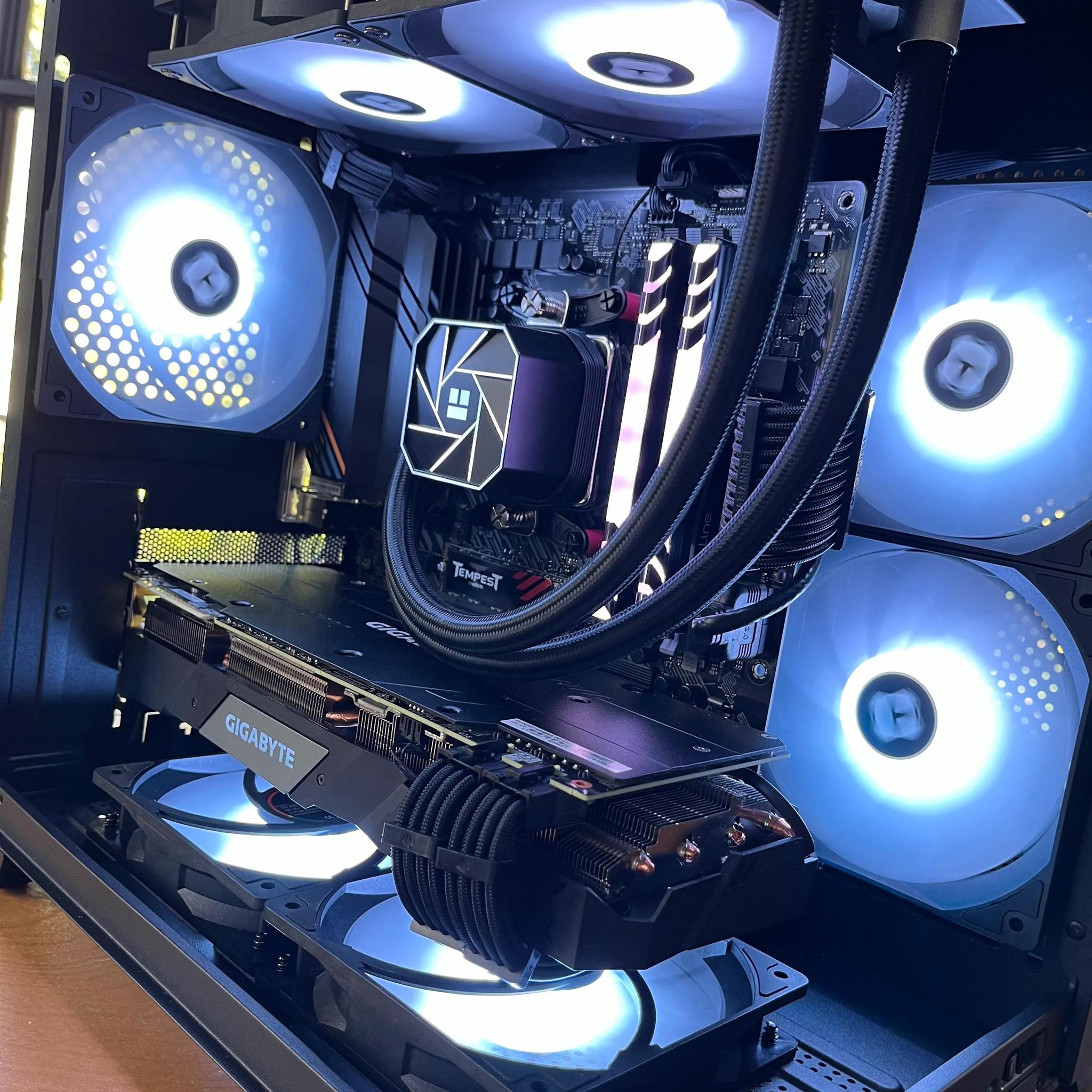 Clone 3 - Custom Gaming PC - RTX 2080ti / R5 5600G / 16GB DDR4 / 1TB Gen3 NVMe