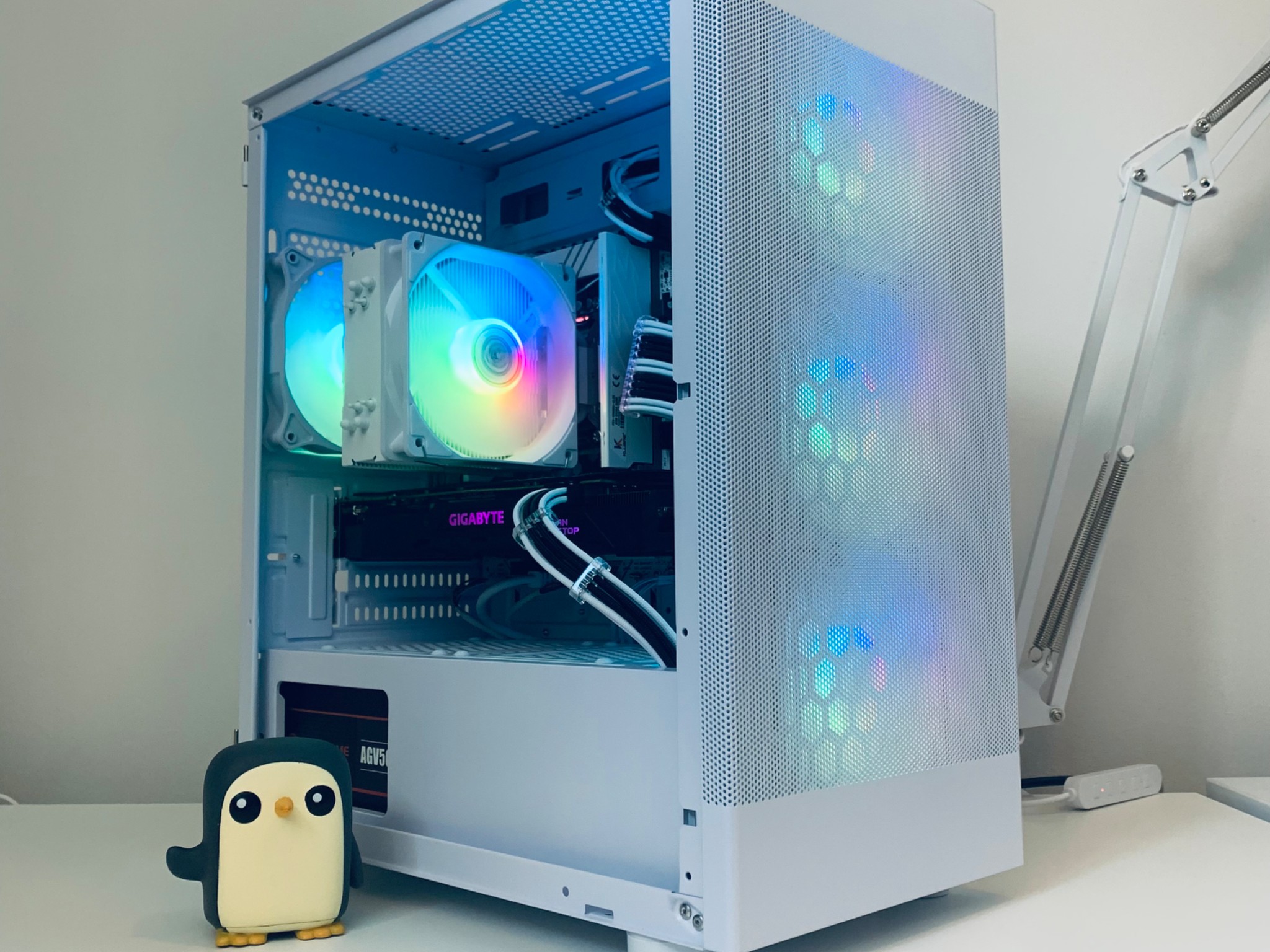 🍊 🐧 - GTX 1070 | Intel 8 Core | 16GB RAM | 512GB SSD