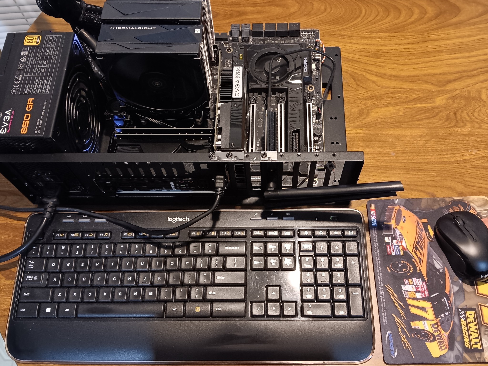 EVGA X299 Dark, Core i9 10900X, 32GB RAM, 1TB NVMe, Testbench ** READ DESC**