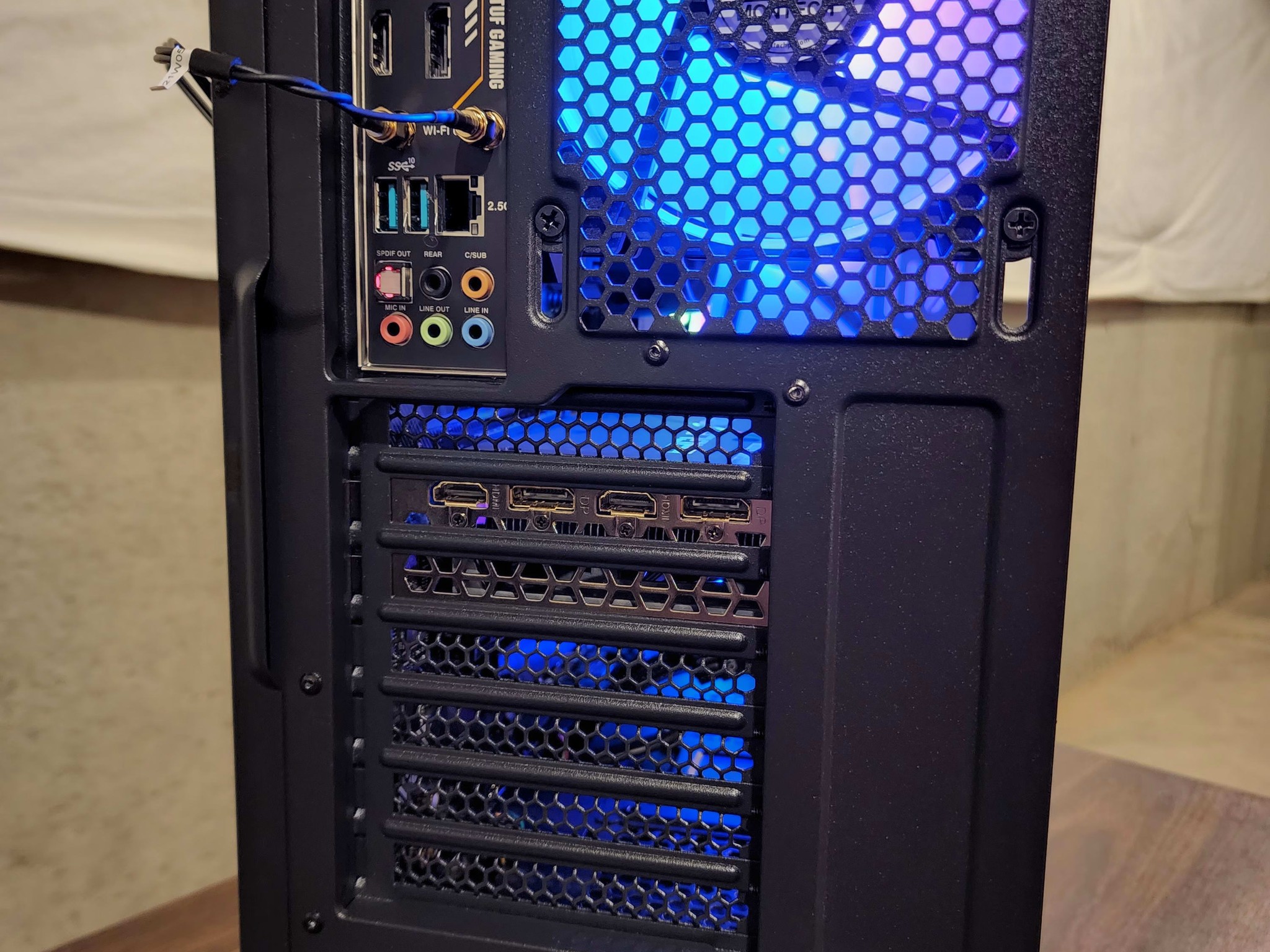 RTX 3050 / Ryzen 5 5600 - Custom Gaming Computer