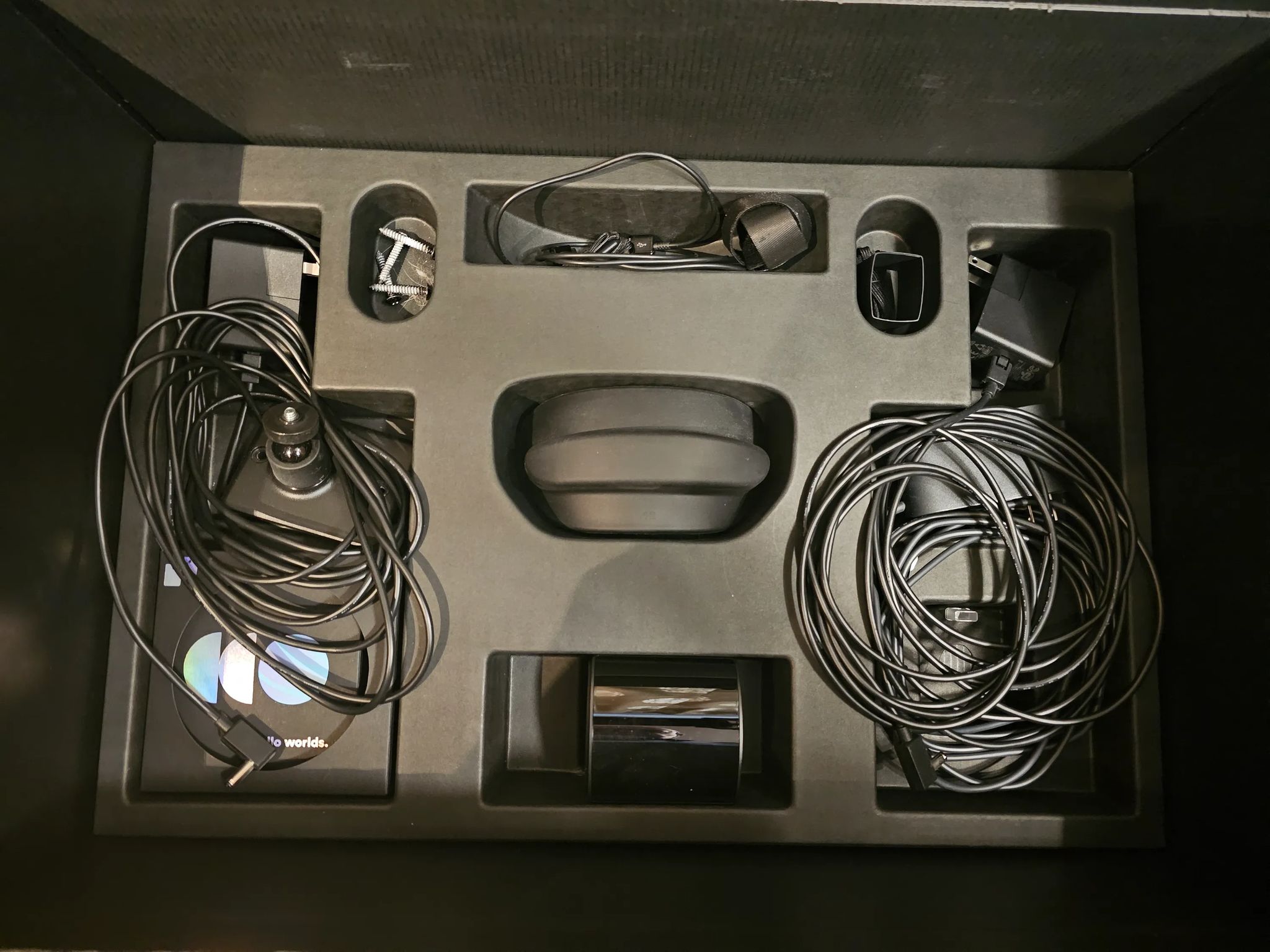Valve Index complete kit with 3rd lighthouse