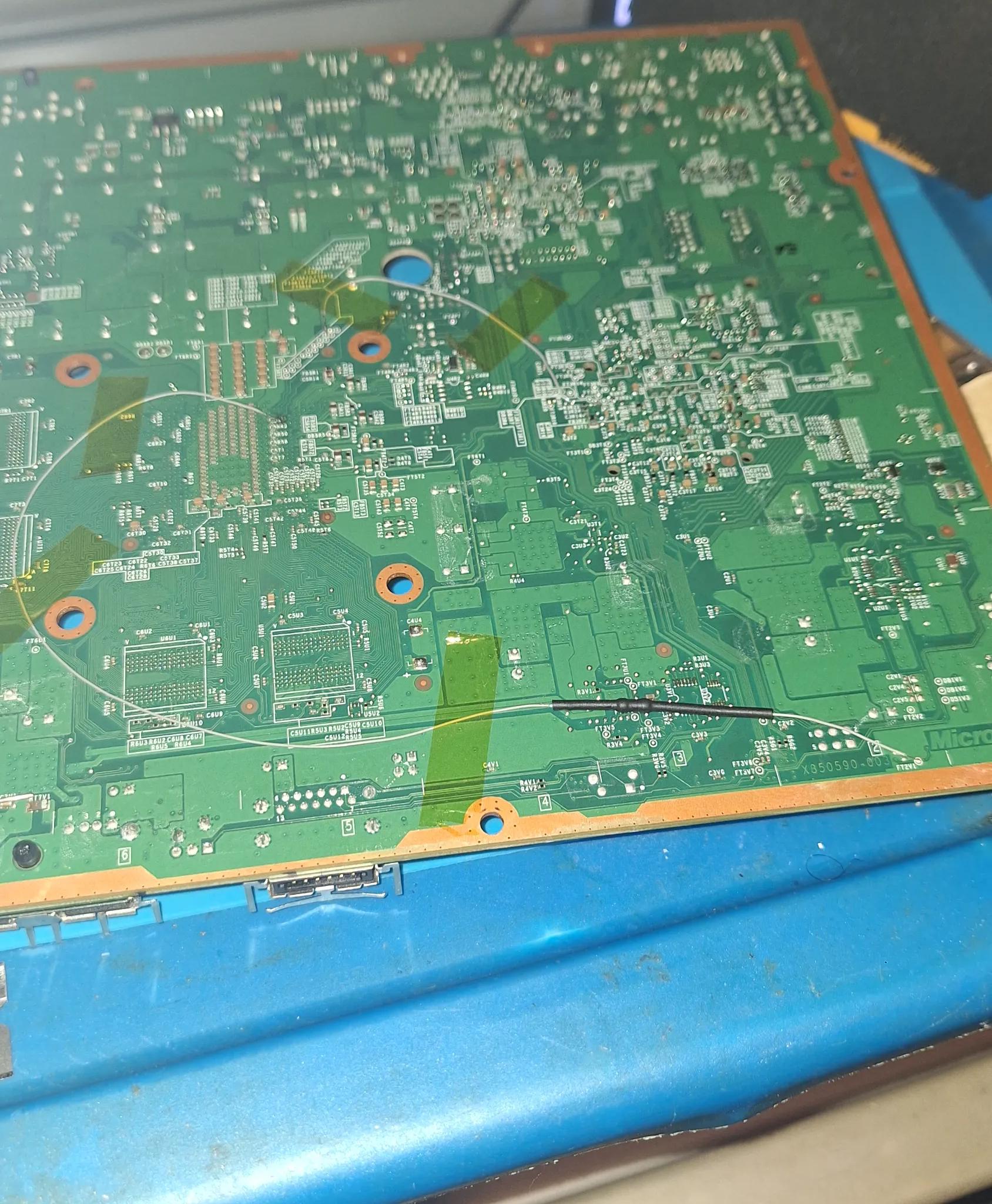 XBOX 360 RGH 3 Trinity Console