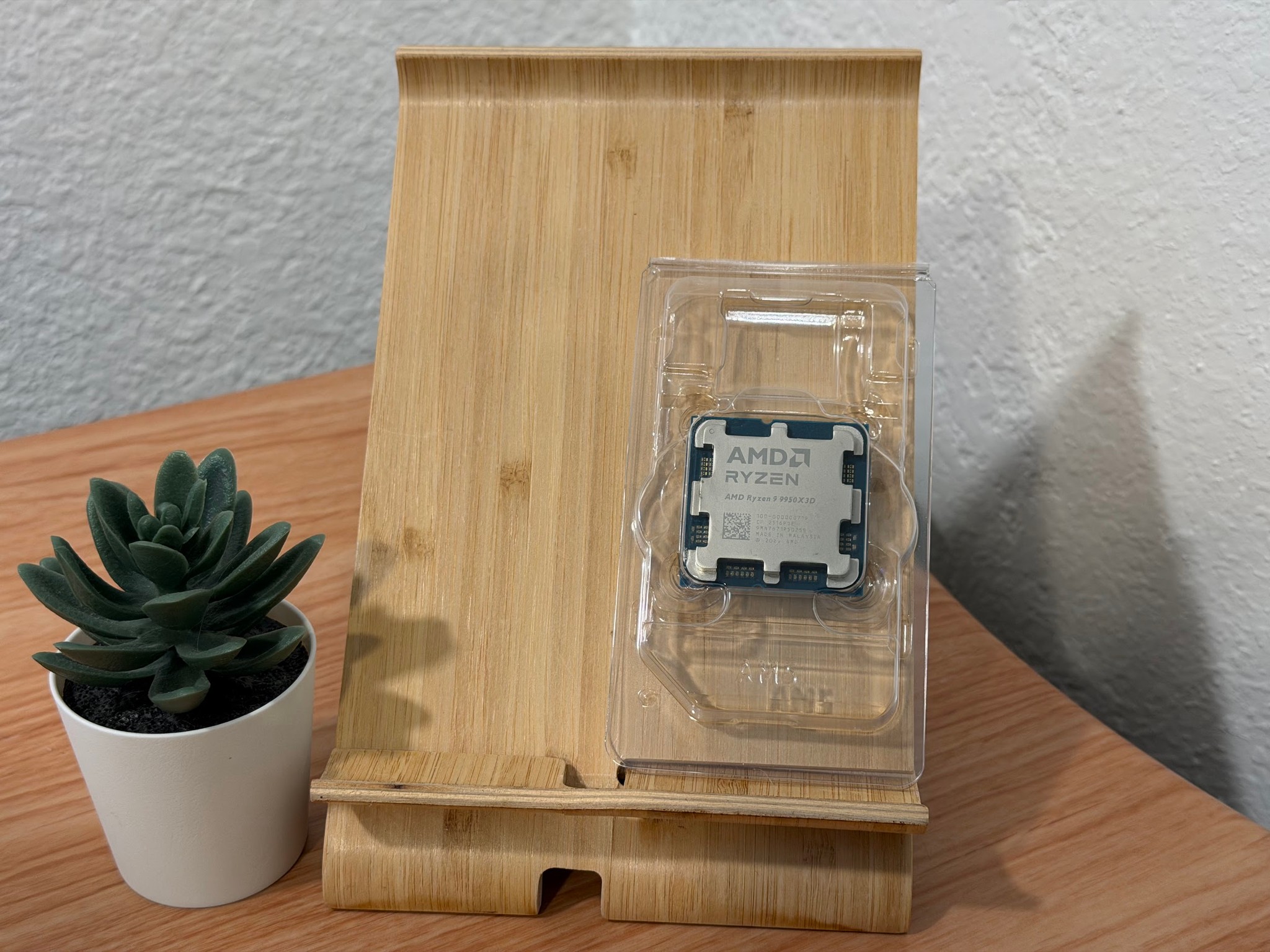 AMD Ryzen 9 9950X3D