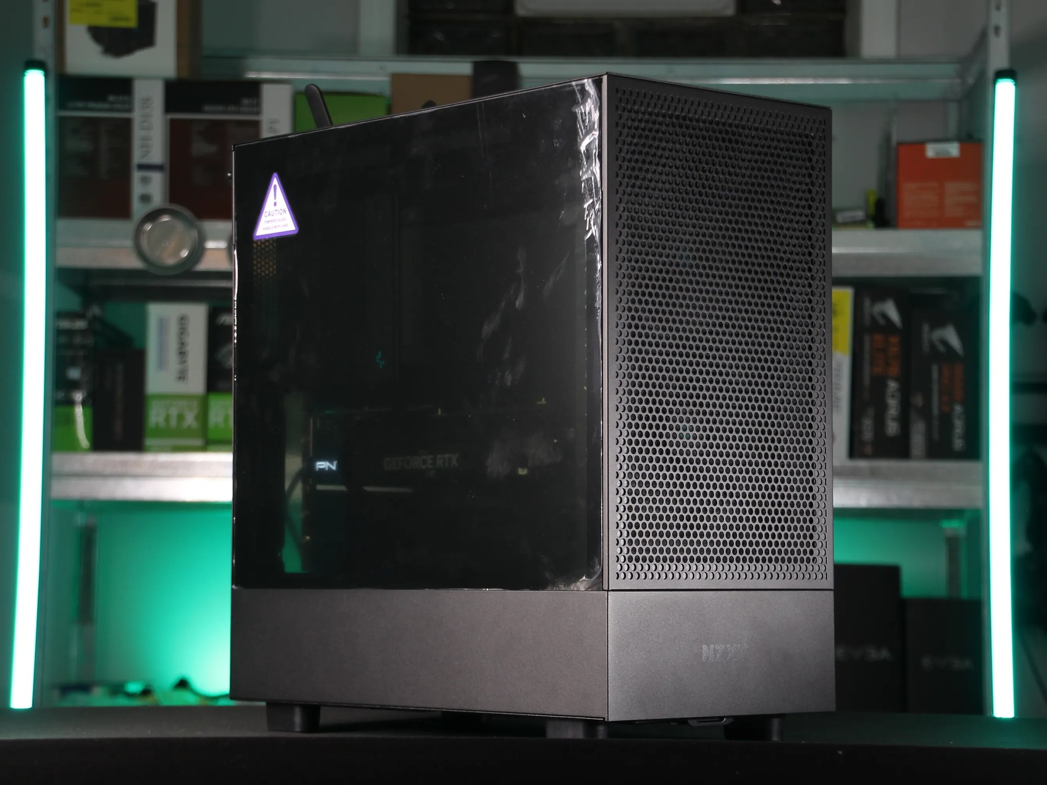 comm.004 // Ryzen 7 7800X3D, RTX 4070 Ti SUPER // High-End Gaming PC