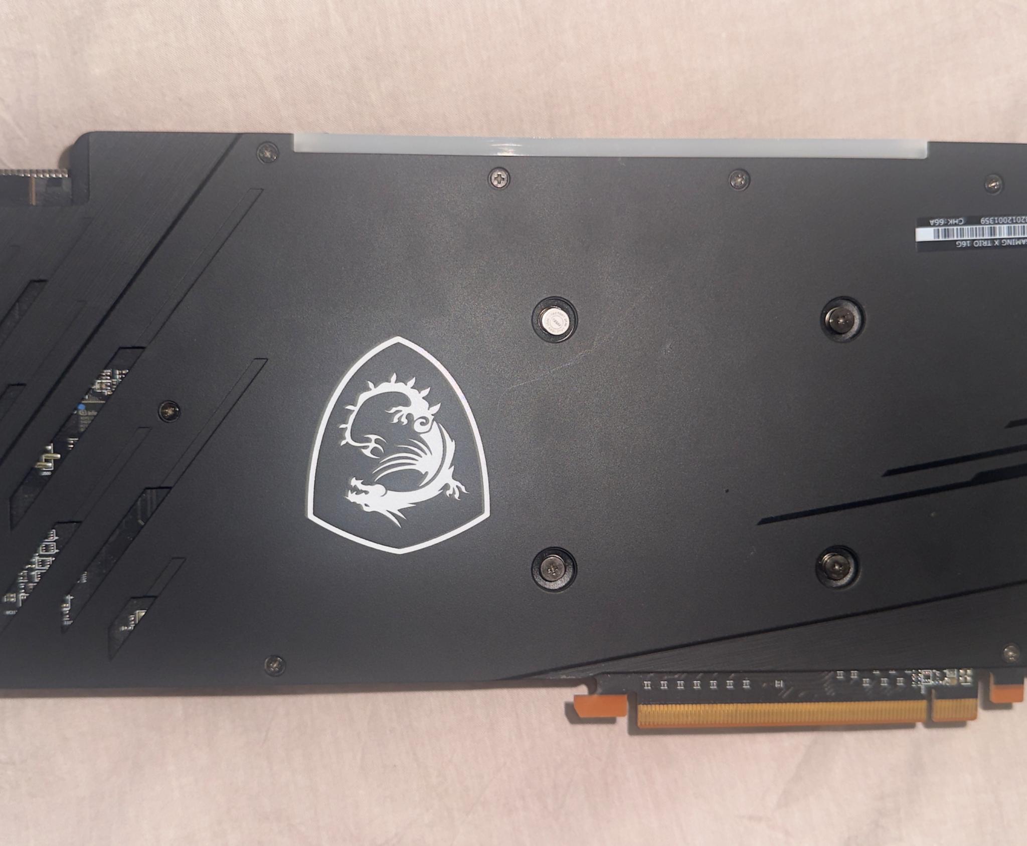 REDEON RX 6800 XT GAMING X TRIO 16GB