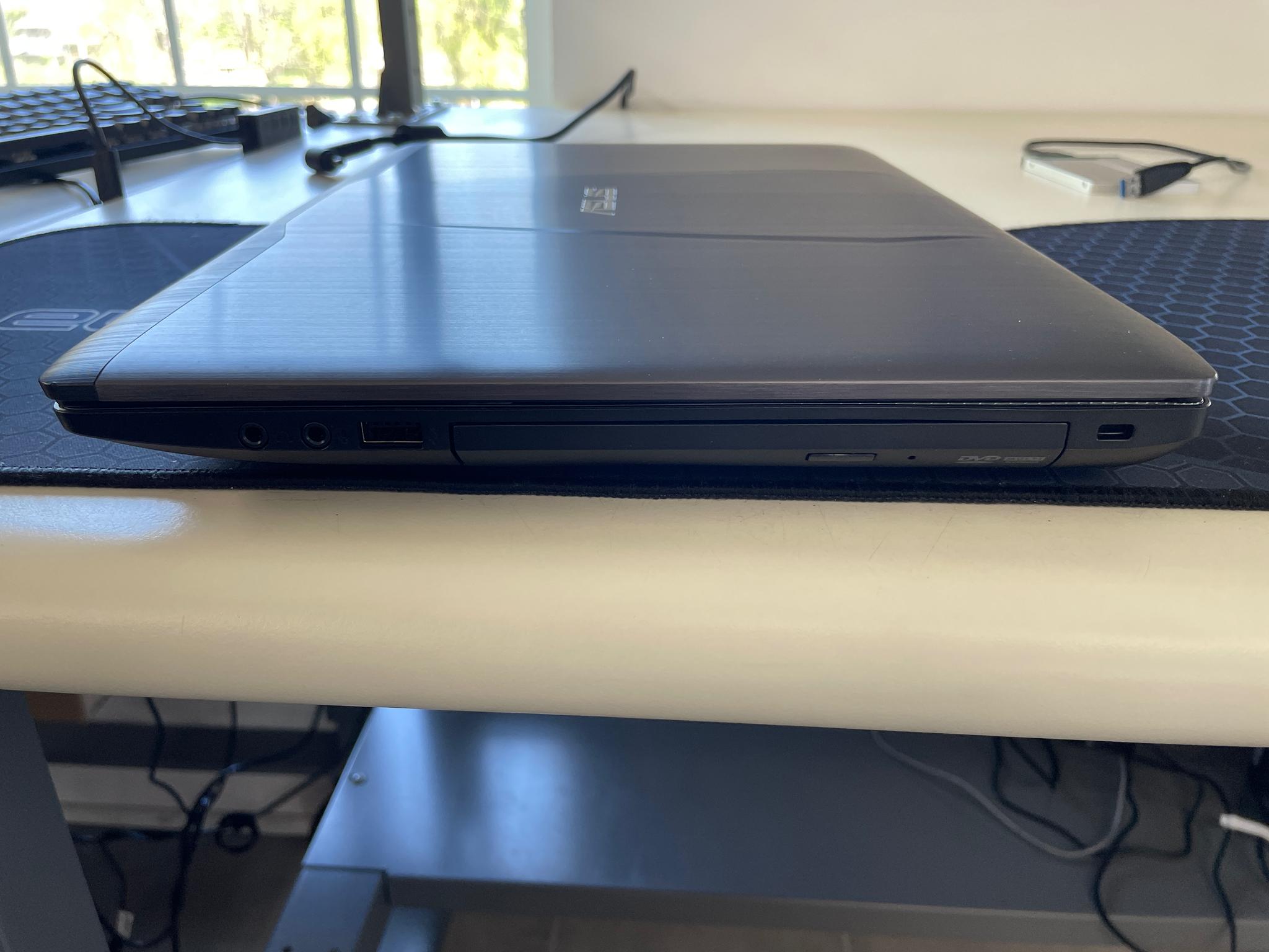 Asus GL552V (16GB RAM)