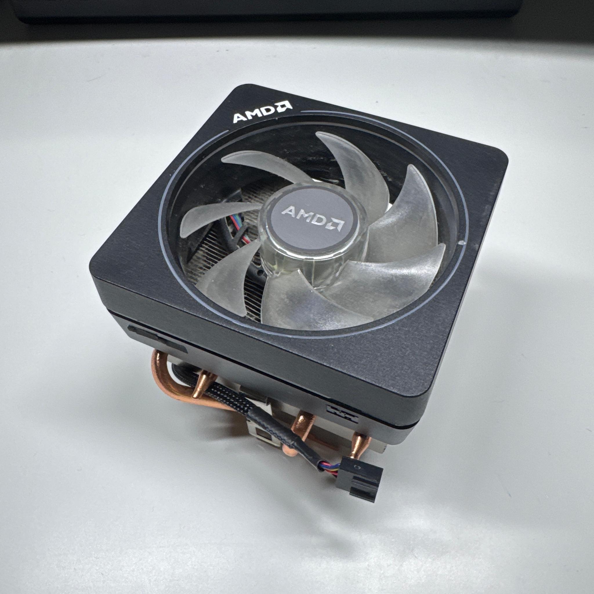 AMD Ryzen 7 3700X - AM4 Compatible (Box and Stock Fan Included)