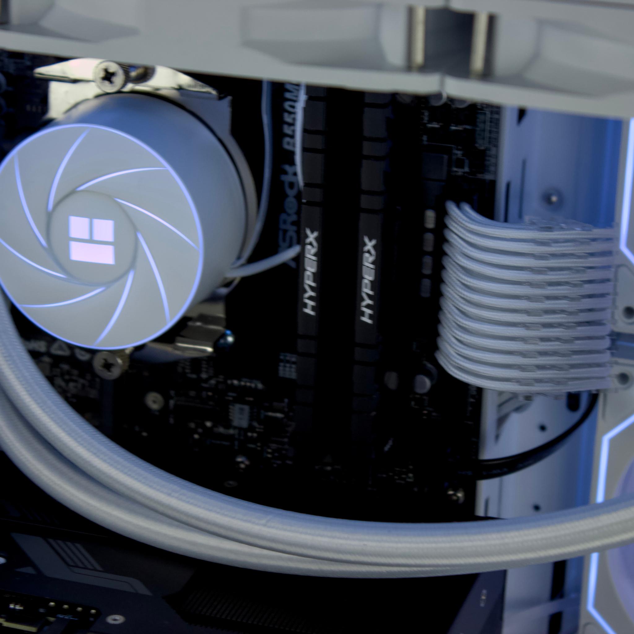 ❄️🧊💎- Whiteout 1440P Gaming PC | RTX 4070, Ryzen 7 5700X, 32GB RAM, 1TB SSD ❄️🧊💎