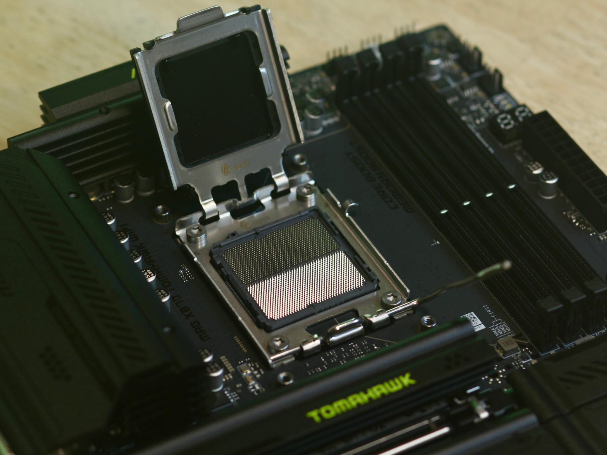 MSI MAG X870 TOMAHAWK WIFI
