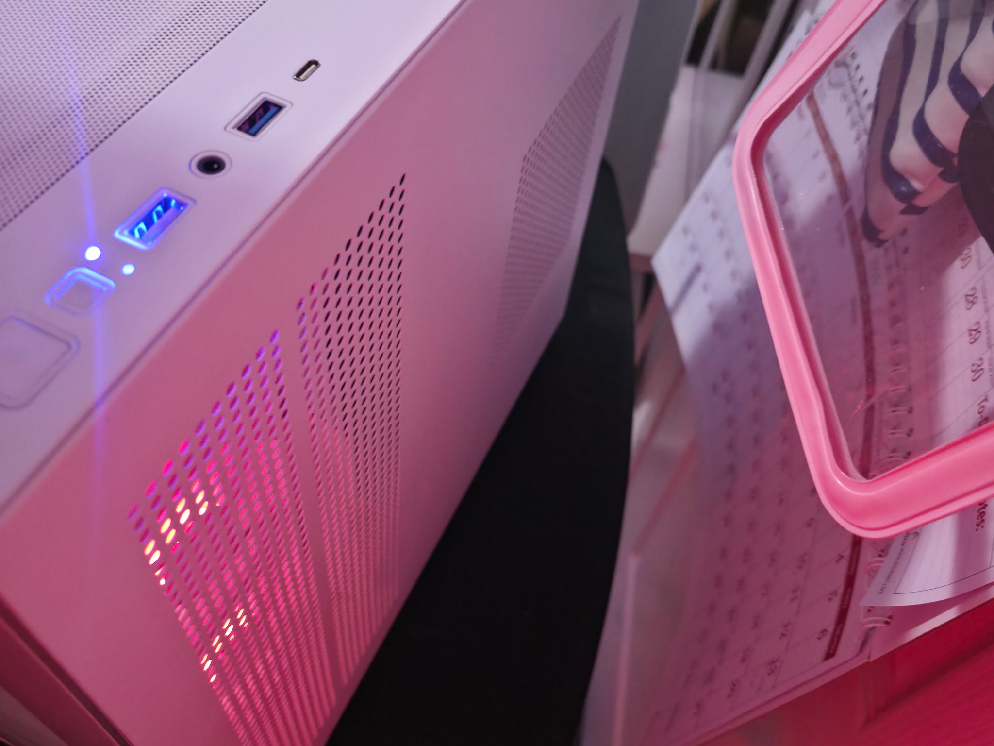 Gaming PC | 6700XT 12GIG | Ryzen 7 3800X | 16GIG DDR4 3200mhz Ram | Windows 11 Pro | Wifi/BT