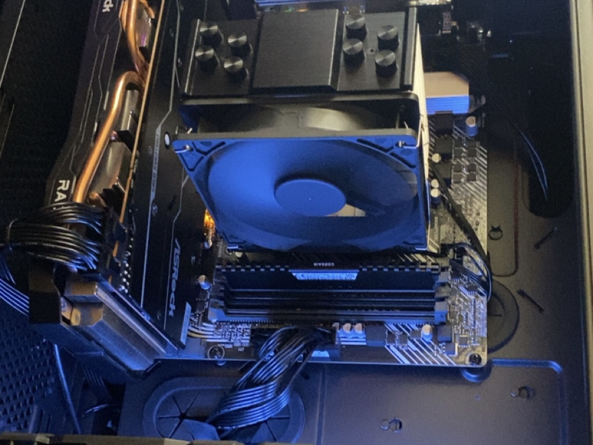 Ryzen 5 5600G, rx 6700xt, 16gb ram, 500gb SSD Gaming PC