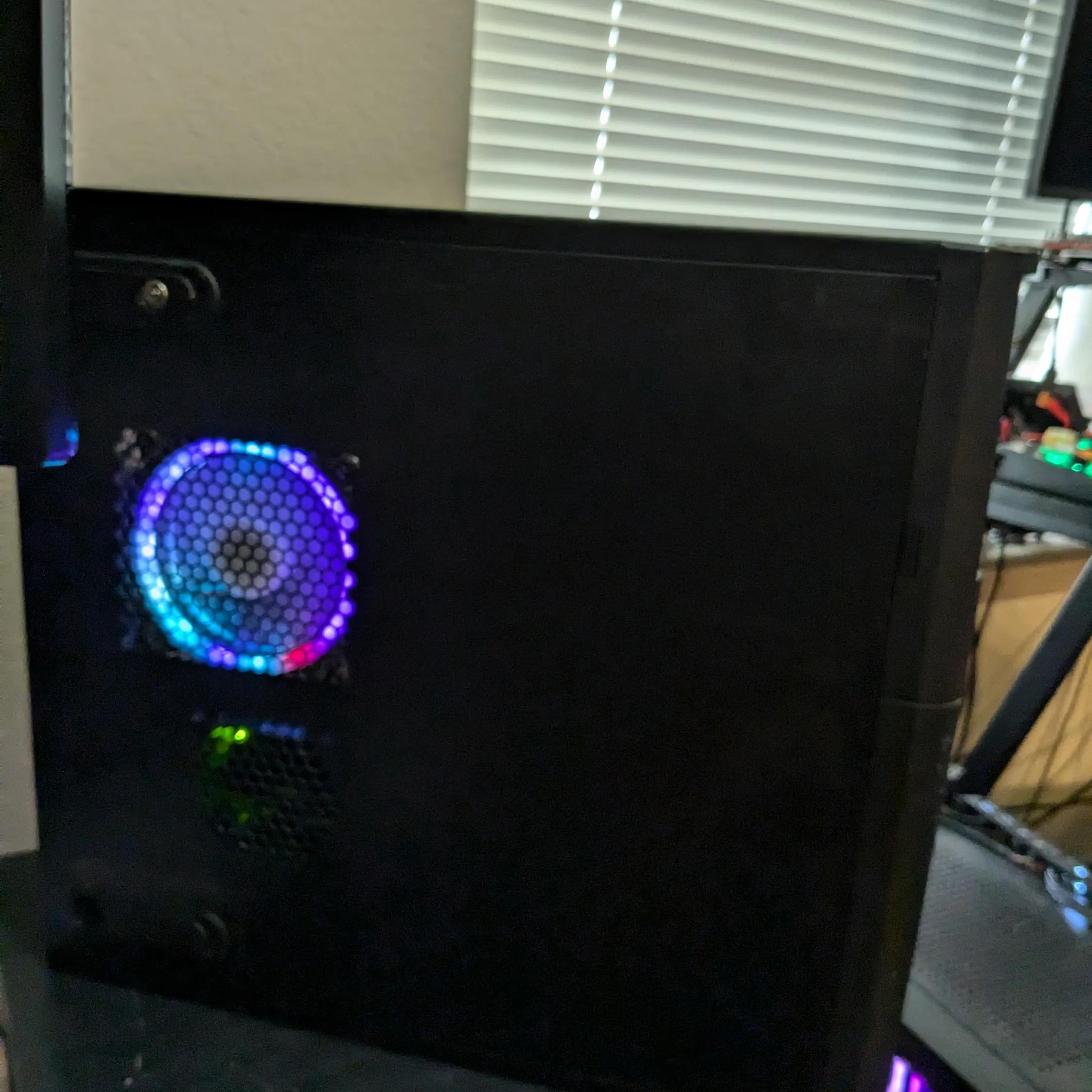 Blank Canvas - Xeon X3460 (i7-860), 16GB RAM, R7 450 2GB, 256GB SSD, Win10, Wifi
