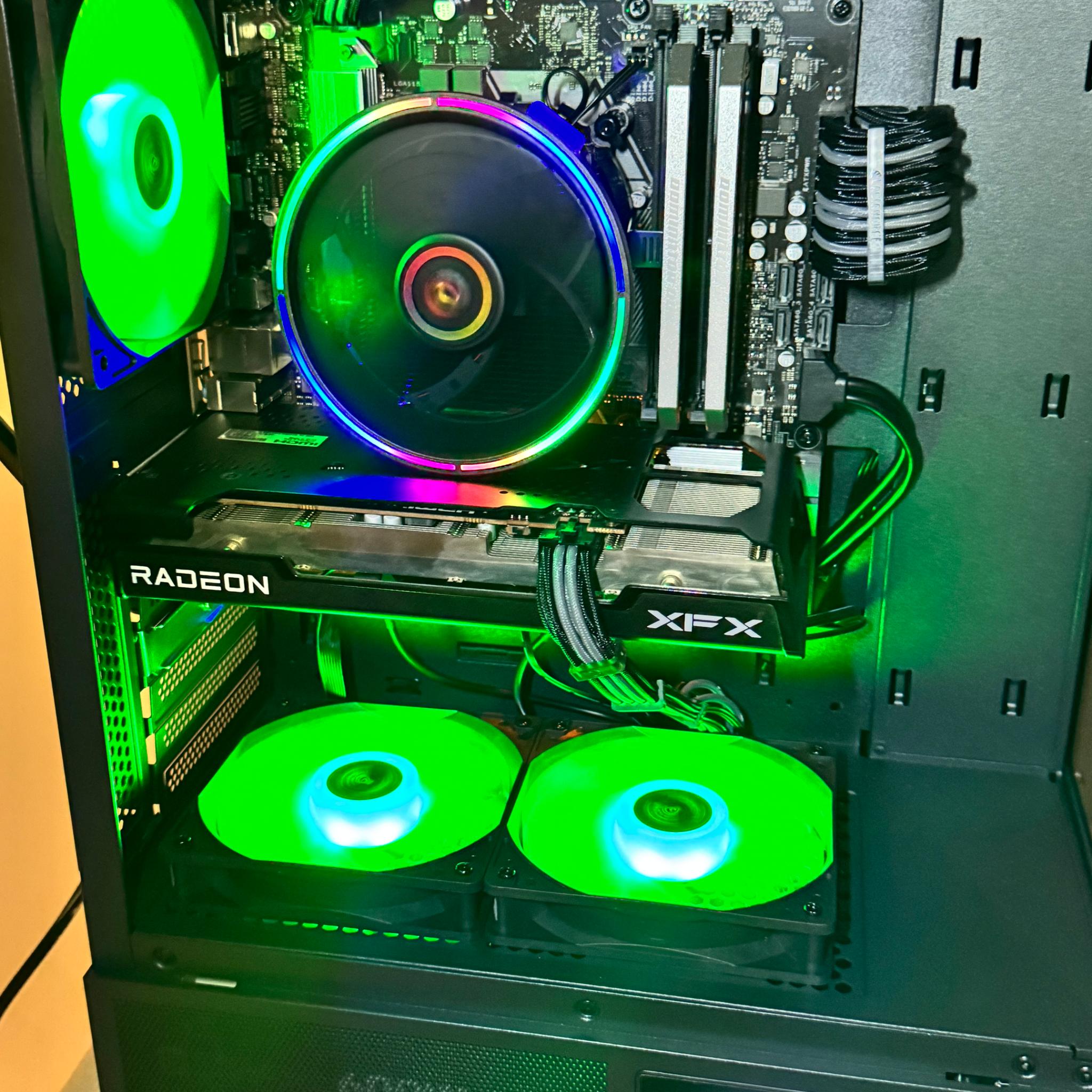 Great i7 9700 CPU, 32 GB DDR4, RX 6600 8 GB GPU Gaming System