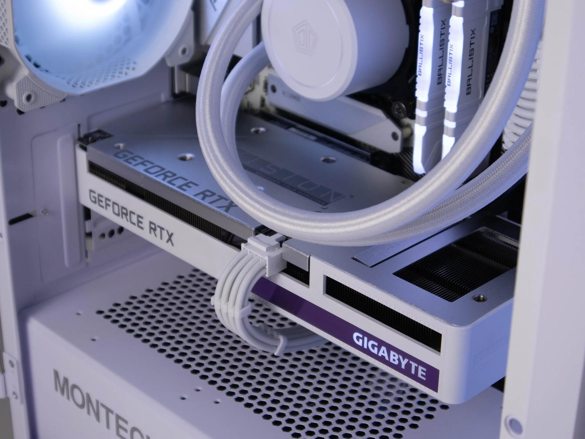 Blizzard (RTX 3060 | Intel i5-10600 | 16gb RAM)
