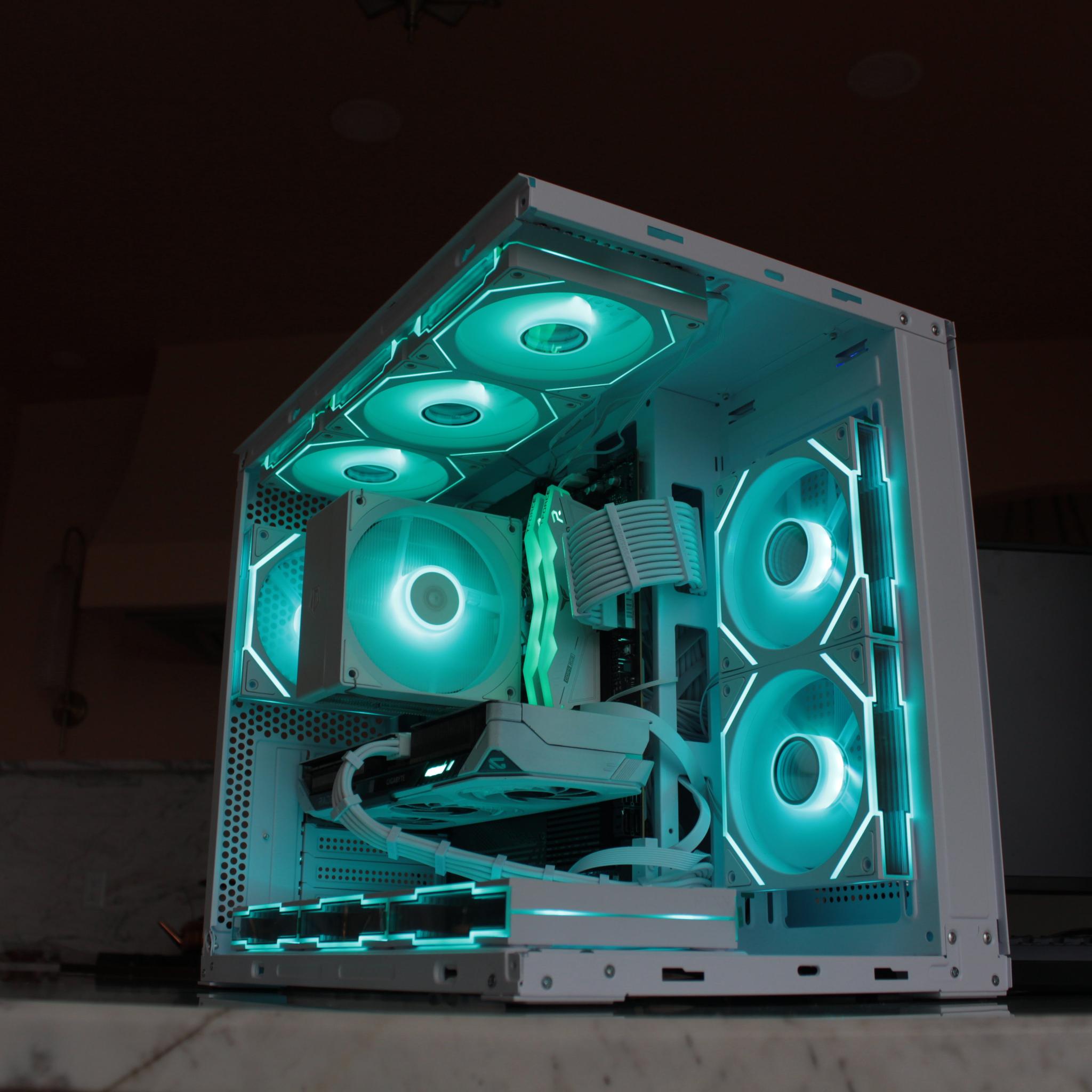 1440p Destroyer 9060xt 16gb/7700x/32gb Ram/2tb SSd