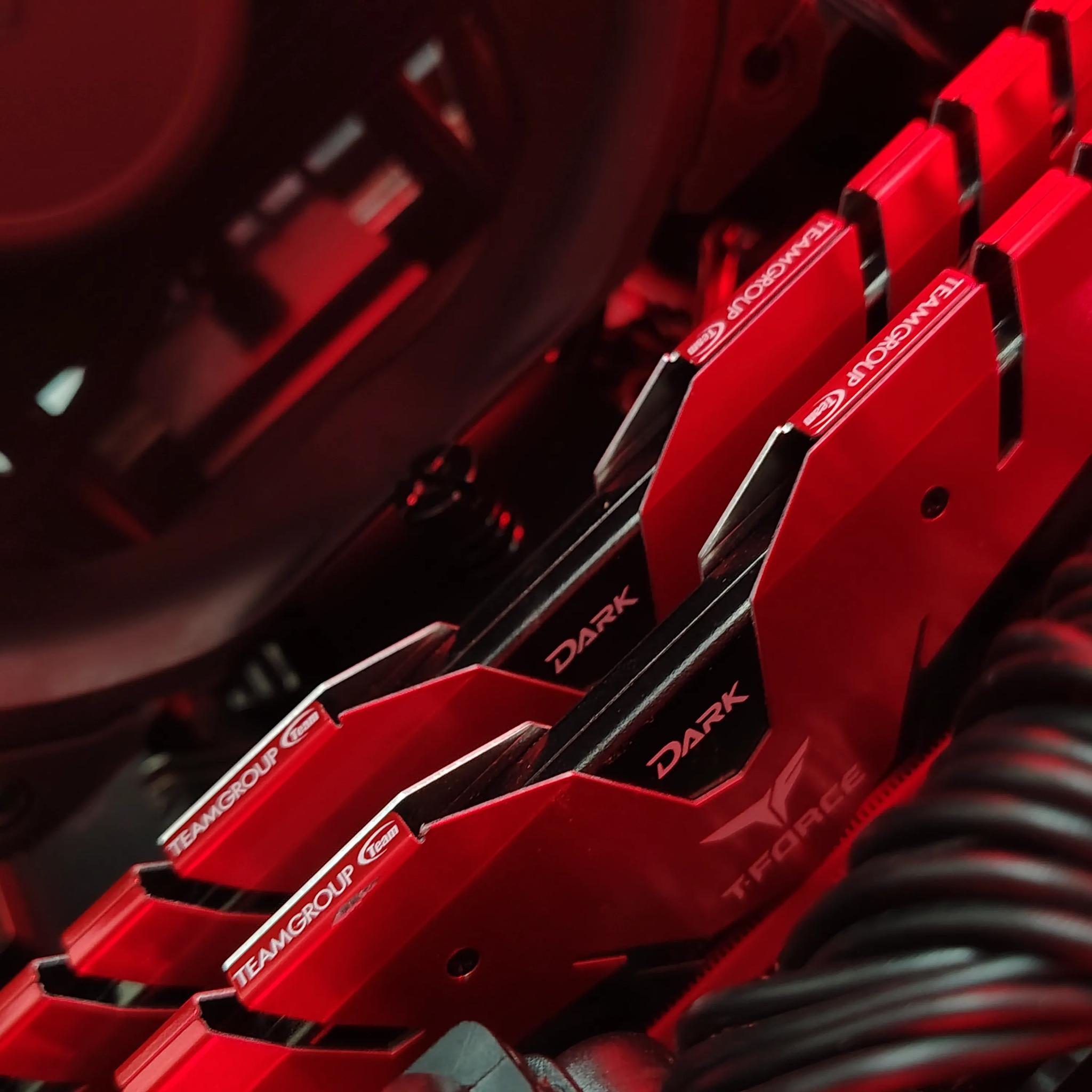 [SALE-$30 OFF]𝓕𝓞𝓤𝓝𝓓𝓡𝓨| GTX 1070 FE, i7-6700k, 16GB RAM, 1TB SSD Gaming PC 1440p - GLACIAL