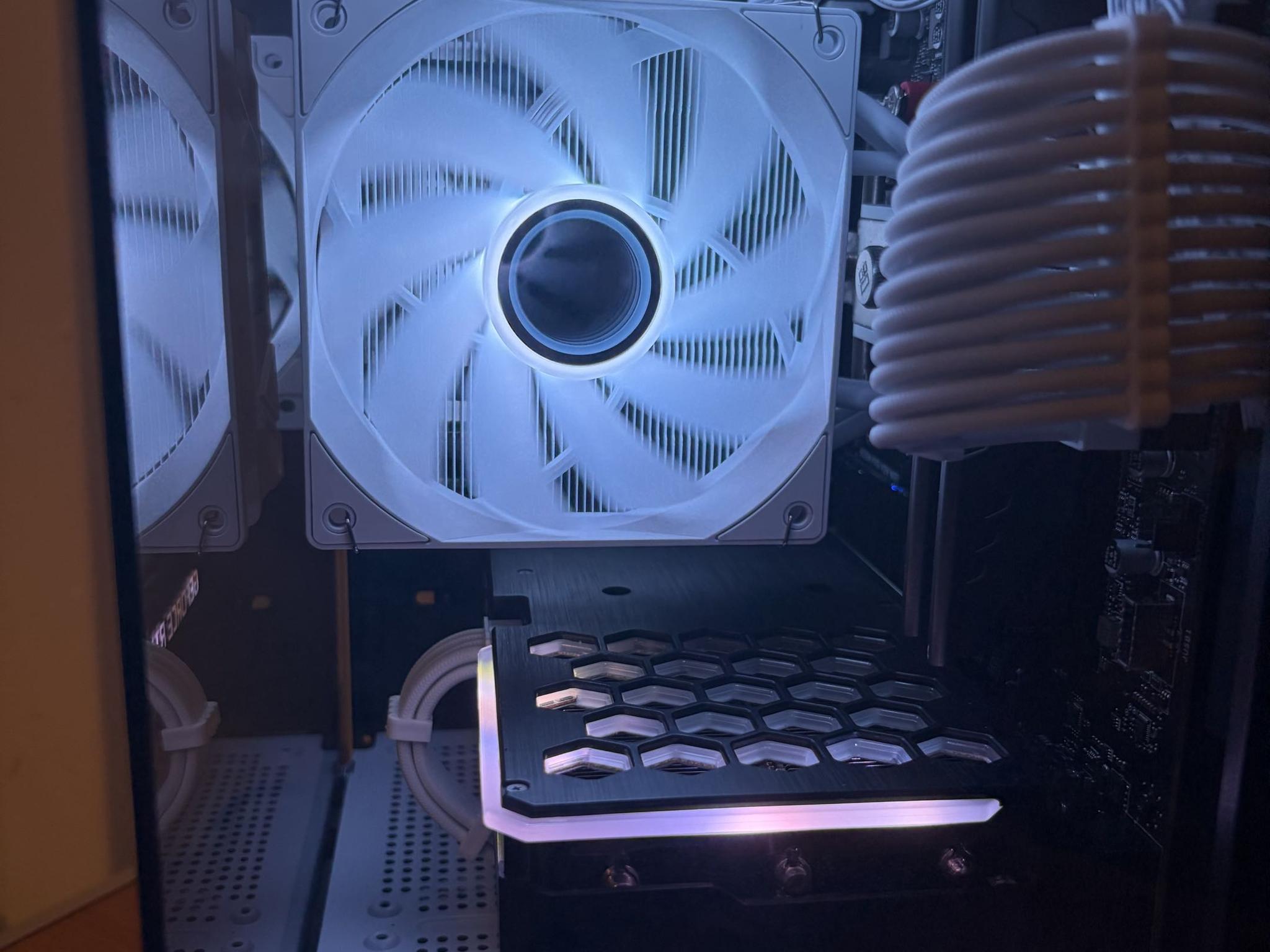 🤍⚫ White & Black Gaming PC | RTX 3060 Ti | Ryzen 5 5500 | 16GB DDR4 3200 CL16 ⚫🤍