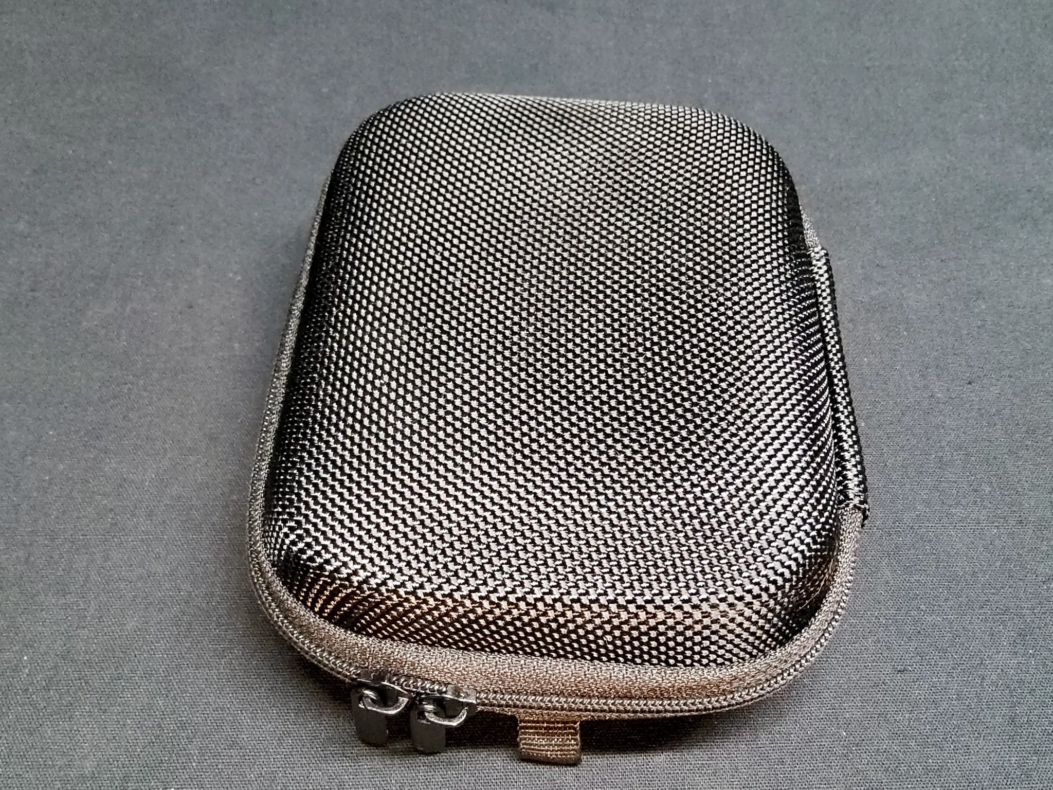 GameBoy Advance SP + The Legend of Zelda : The Minish Cap