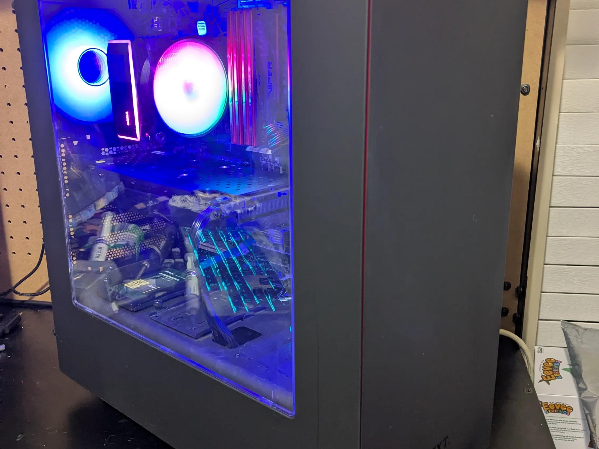 120 FPS Fortnite | 180 Day Warranty | i5 4590, 16GB RAM, 512GB SSD, RX 570 8GB, RGB, Win10, Wifi