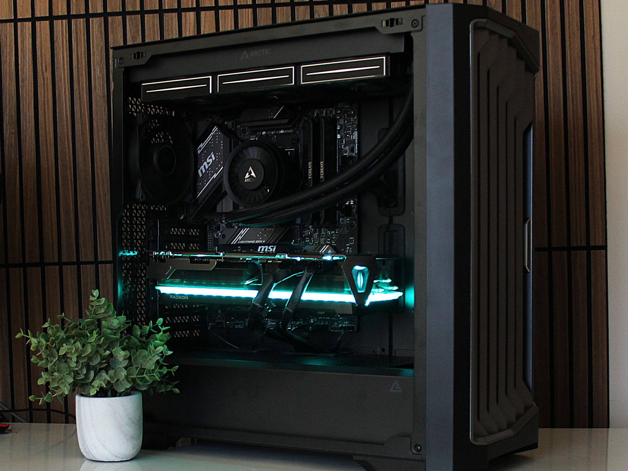 Stealth Machine V1 | 7800X3D | 7900XTX 24GB | 32GB DDR5 | Arctic Cooling| 850W | WIN11 | AM5