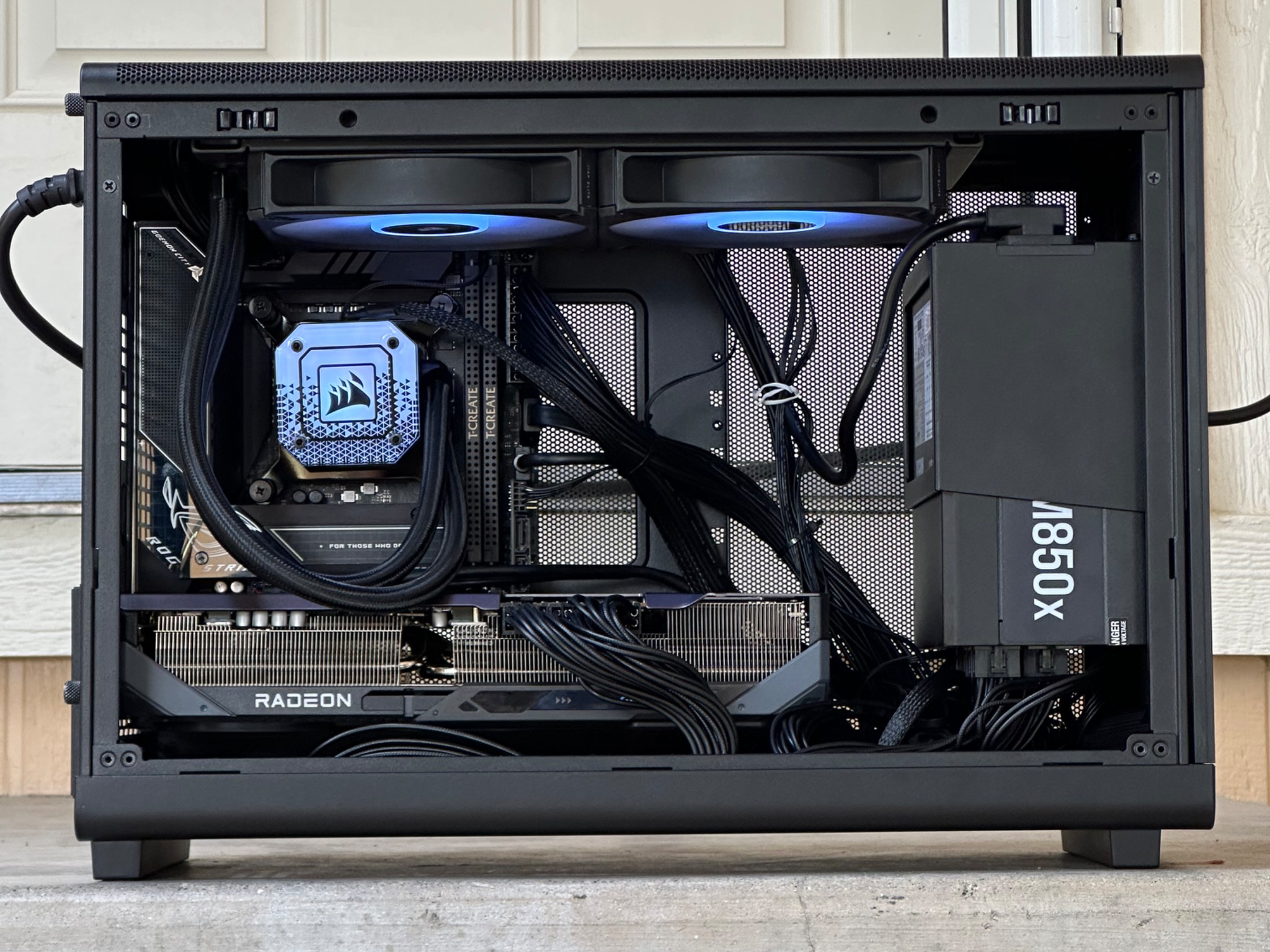 Gaming pc \ Rx 9070 XT \ i5-13600K \ 32GB 6000Mhz cl30 \ 2TB nvme ssd \ 850w psu \ Windows 11 Pro