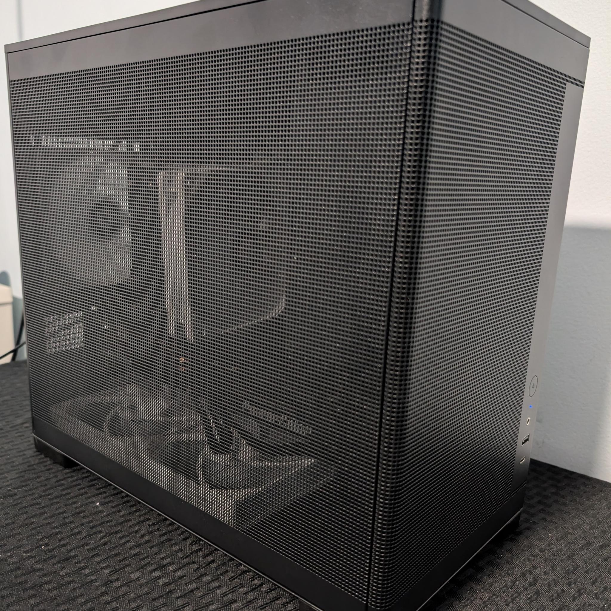 SFF Gaming PC RX 9070 GRE-Ryzen 5 7500x3d-16GB DDR5 6000-1 TB NVME mostly new