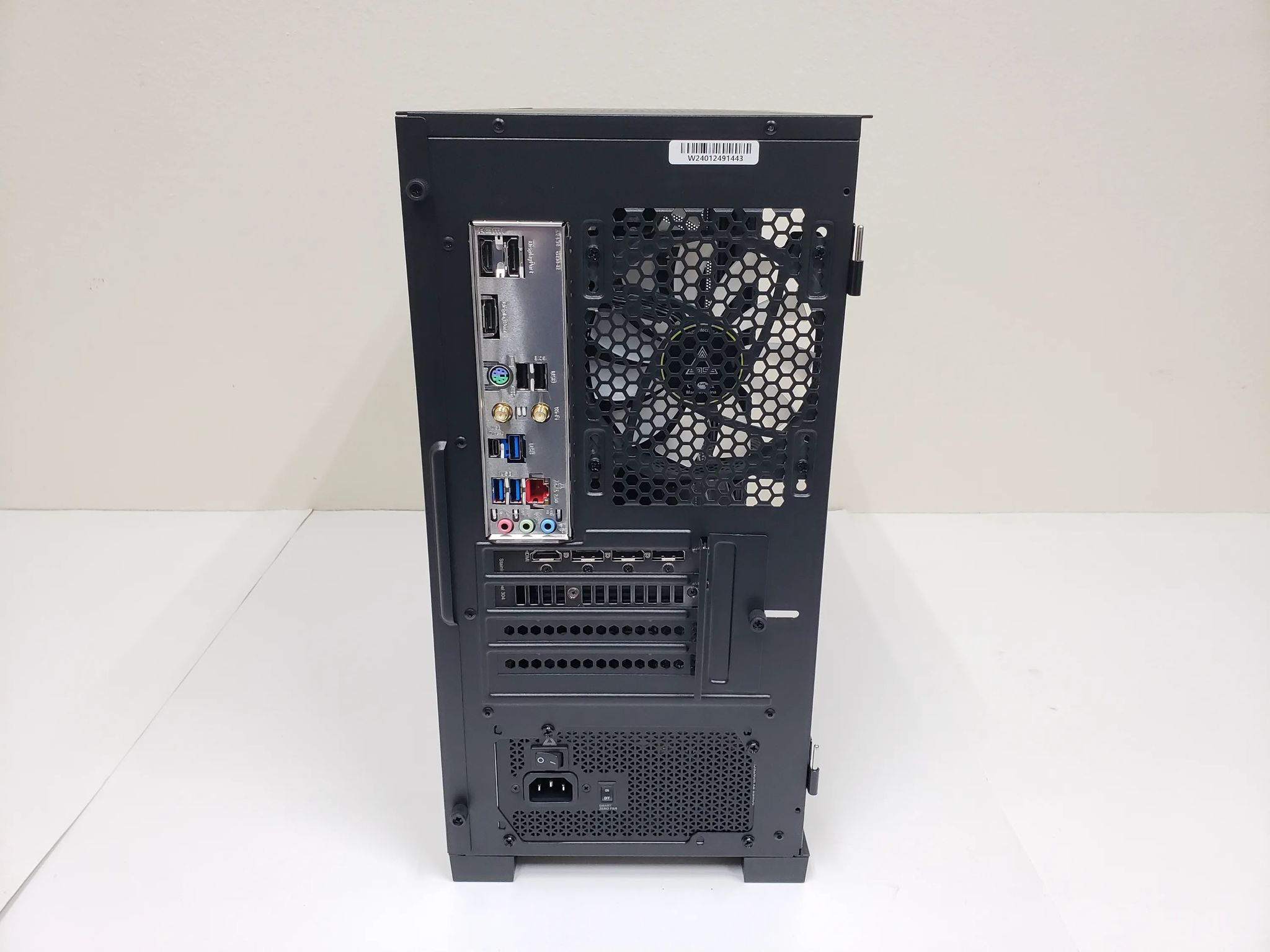 PC Sale! Ryzen 5 9600X, RTX 5070, 32GB-DDR5 6000, 2TB SSD NVMe, 850W PSU