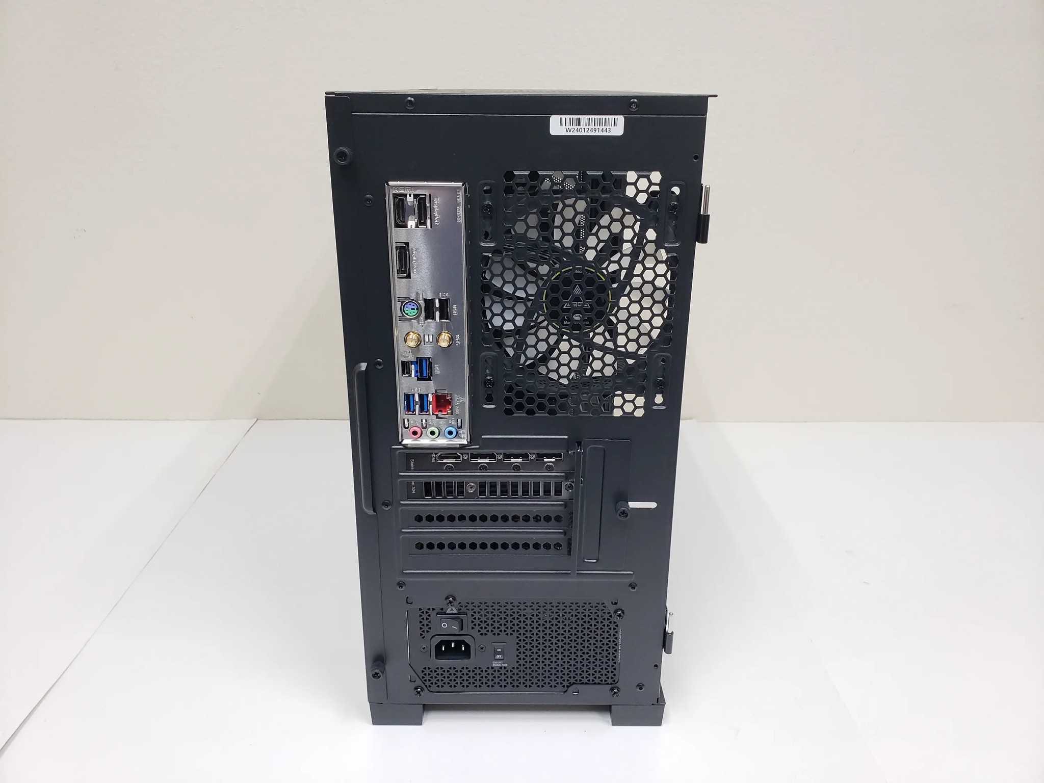 PC Sale! Ryzen 5 9600X, RTX 5070, 32GB-DDR5 6000, 2TB SSD NVMe, 850W PSU