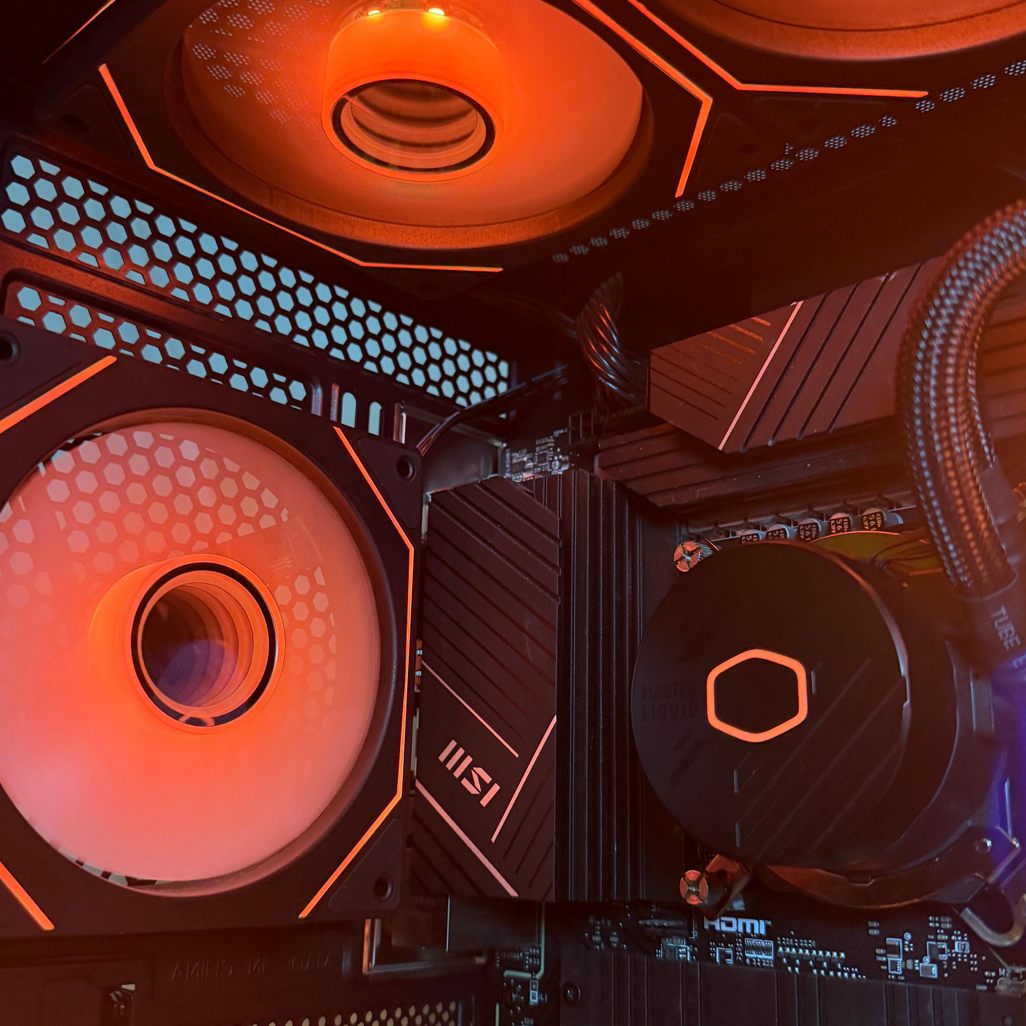 🤍🧡The Cub | i5 12600k 32gb ddr4 RTX 5060🧡🤍