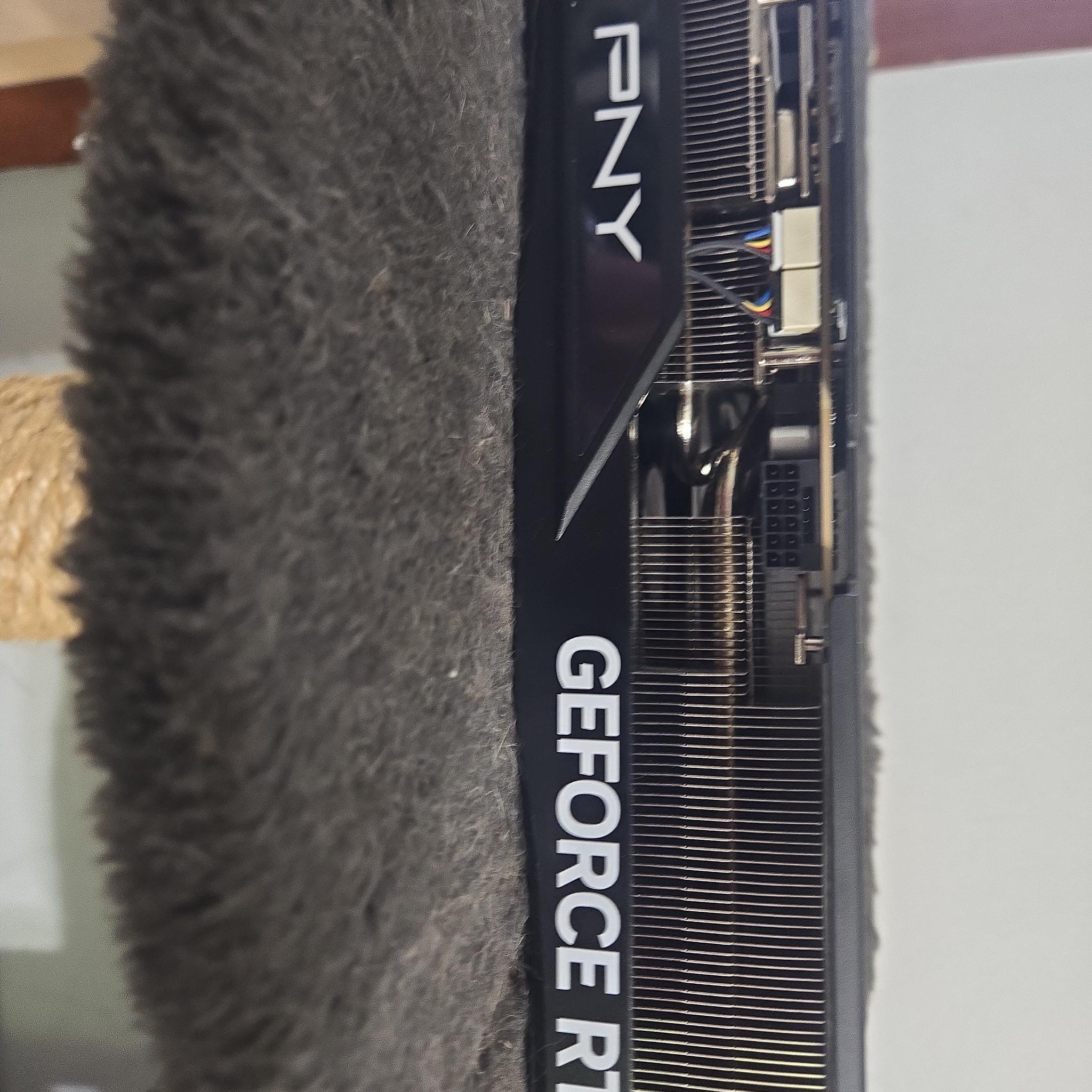 PNY GeForce RTX 5070 Ti OC Triple Fan