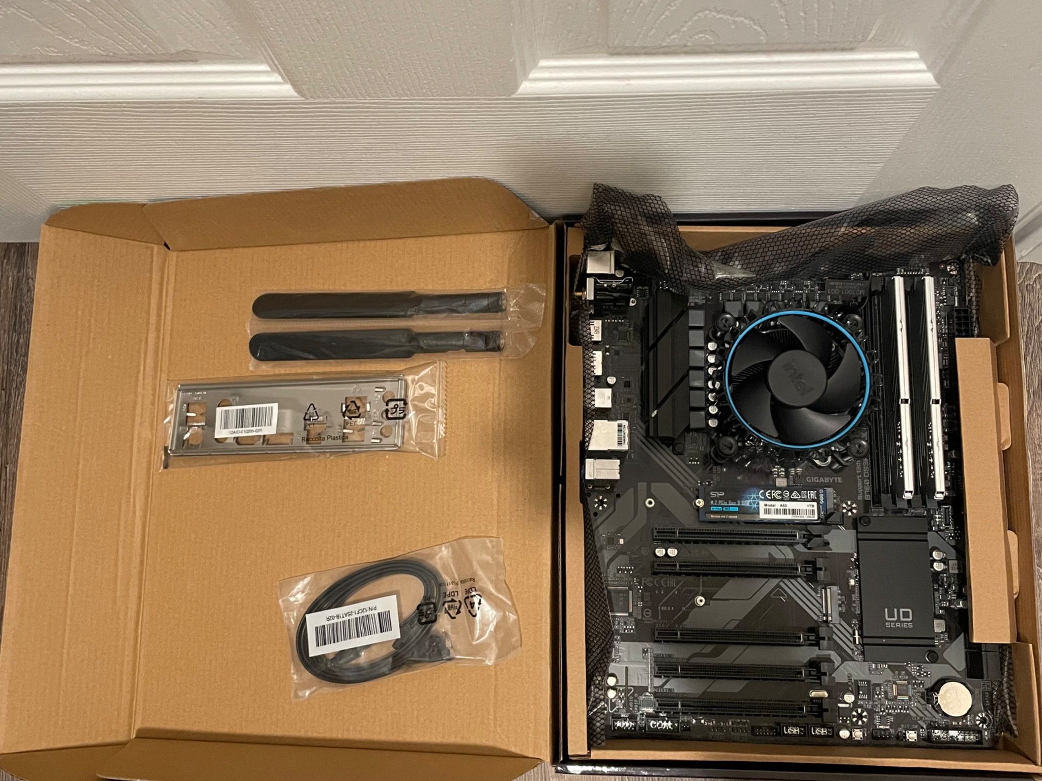 BUDGET GAMING PC KIT | 12100f CPU + Cooler | 16gb DDR4 3200 MHz | B760 WiFi+BT | 1 TB Gen3 SSD