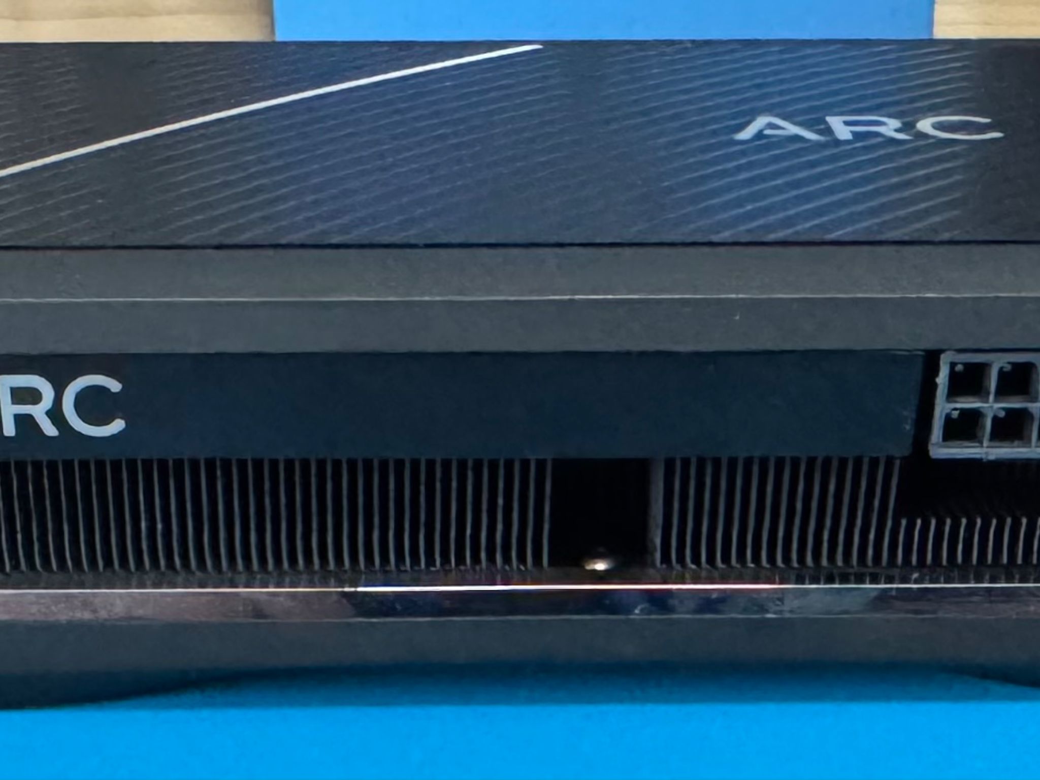 Intel Arc A750 LE