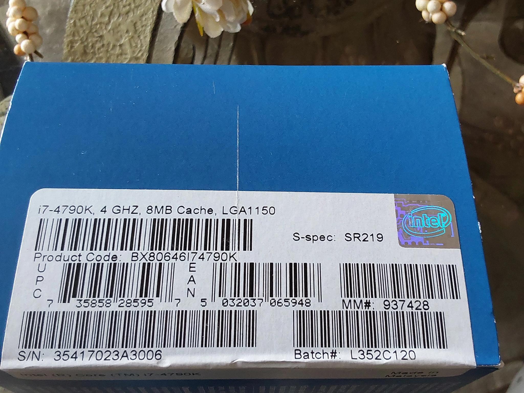 Intel i7 4790k 4.0GHz CPU and Heatsink/Fan in Original Retail Box