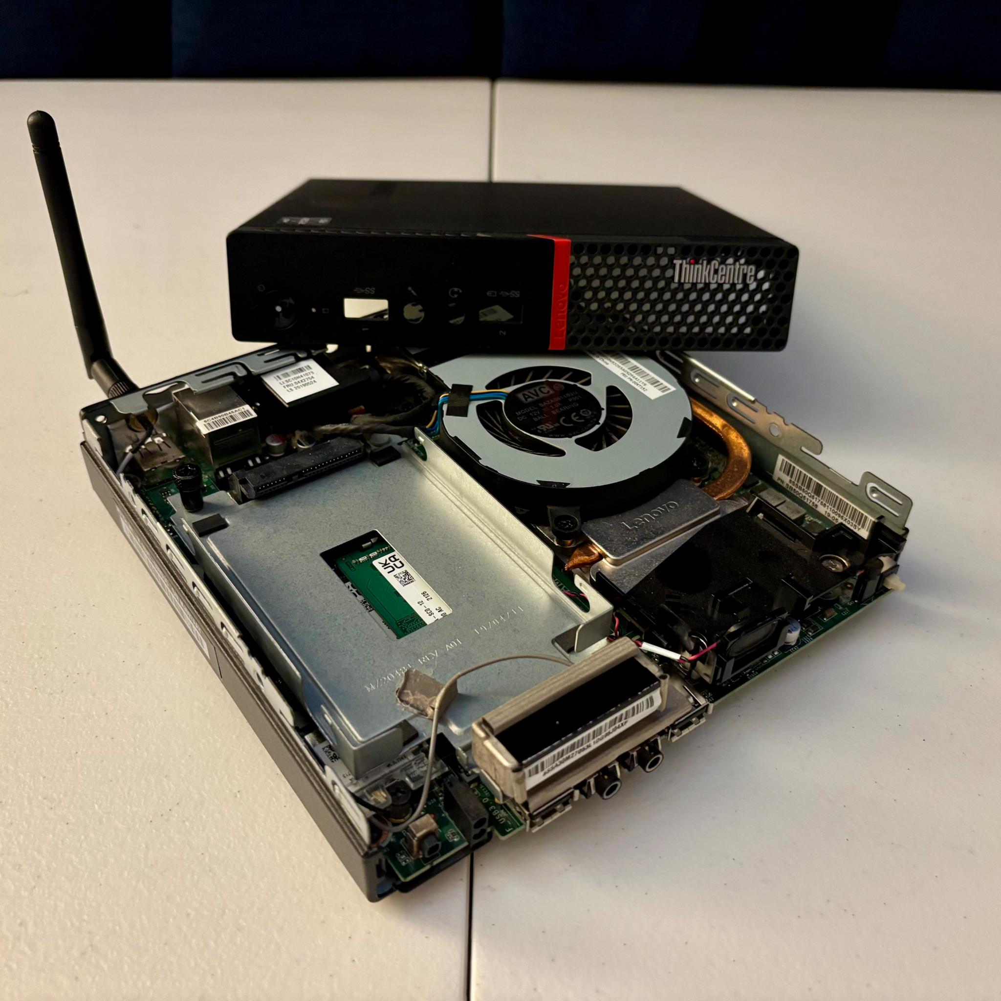 LABOR DAY SALE: Lenovo 715q Tiny PC – 2400GE | Vega 11 | SSD | WiFi | Bazzite | Budget SteamDeck