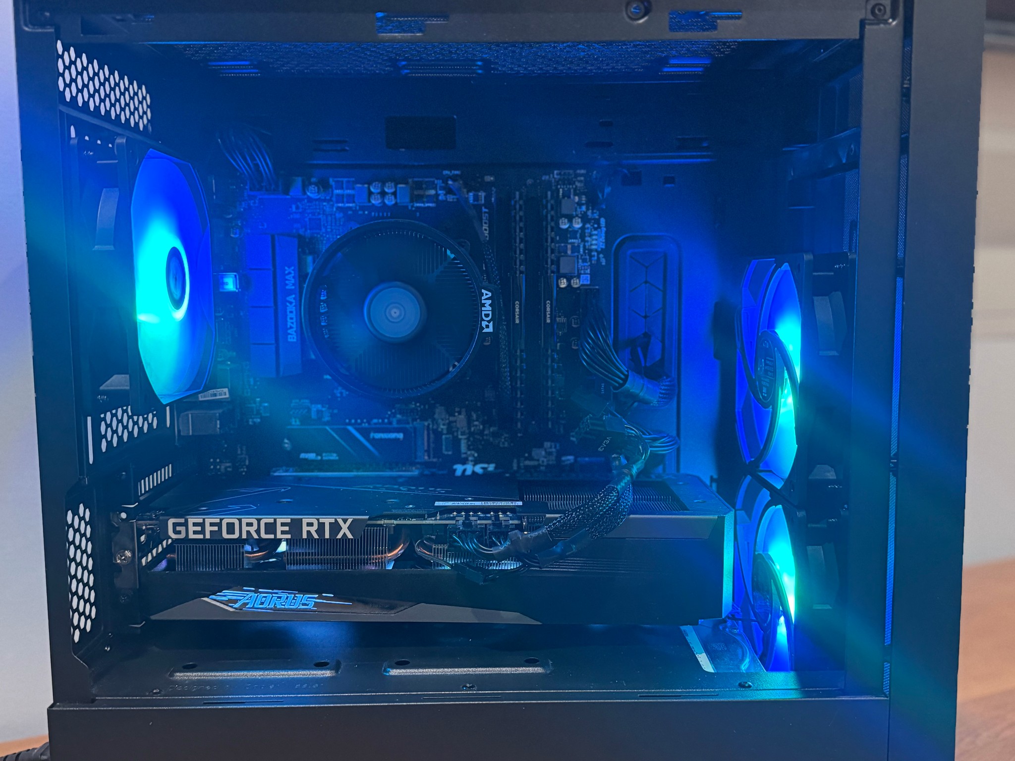 Rtx 3060 Ryzen 5 3600 16gb DRR4 Ram 500gb SSD 2TB HDD