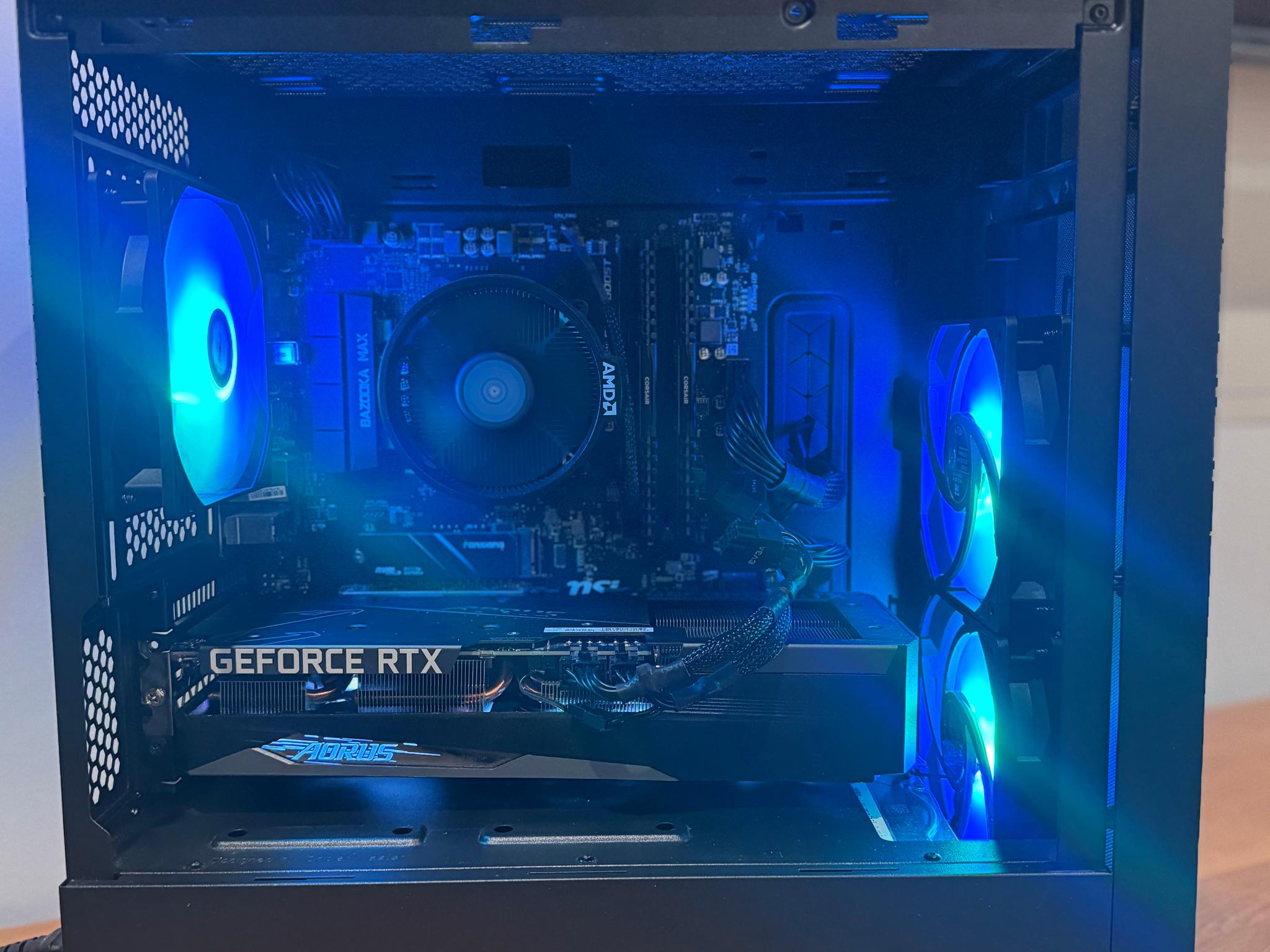 Rtx 3060 Ryzen 5 3600 16gb DRR4 Ram 500gb SSD 2TB HDD