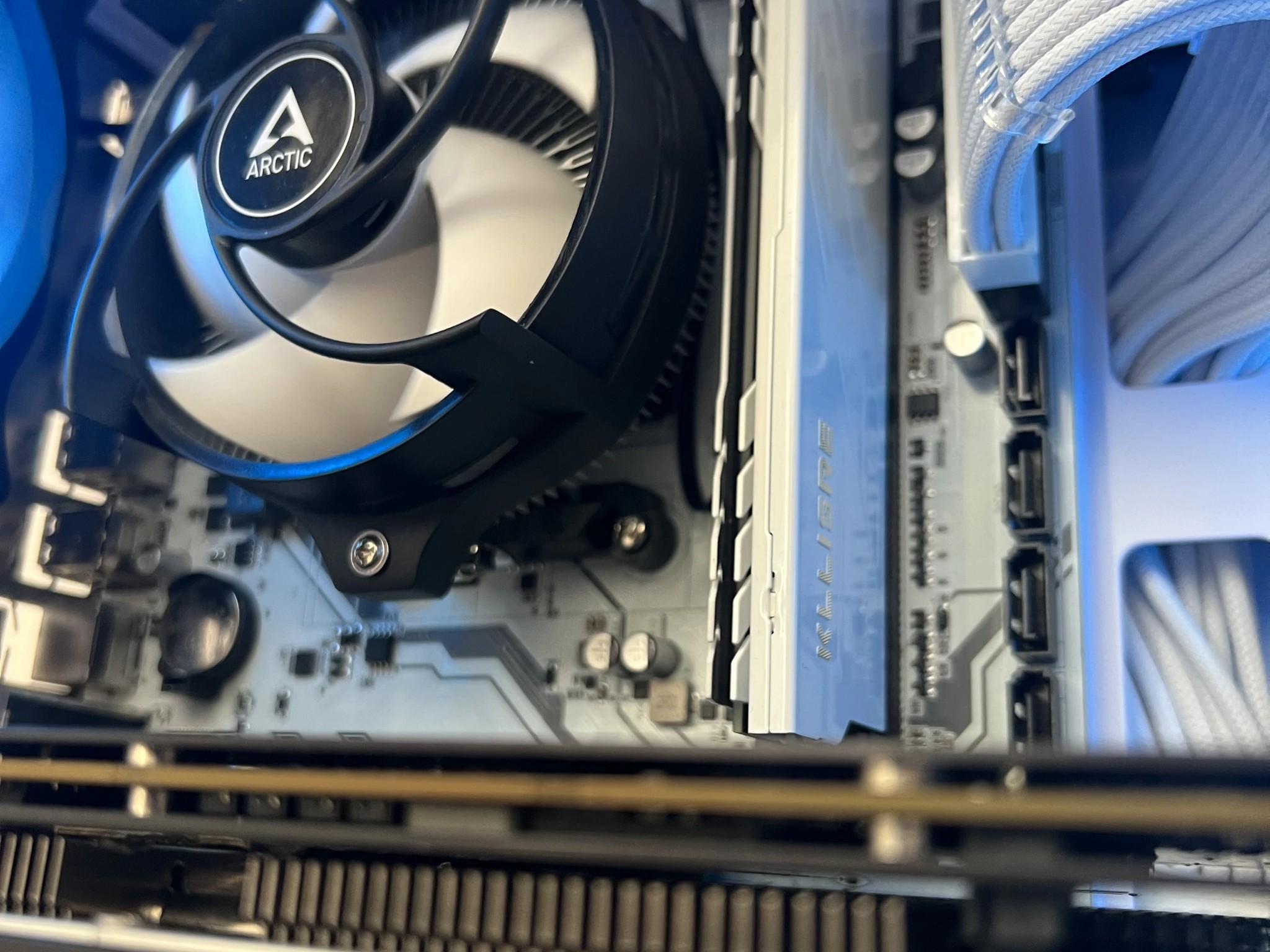 GTX 1070 | Ryzen 5 | 1TB NVMe | 16GB RAM