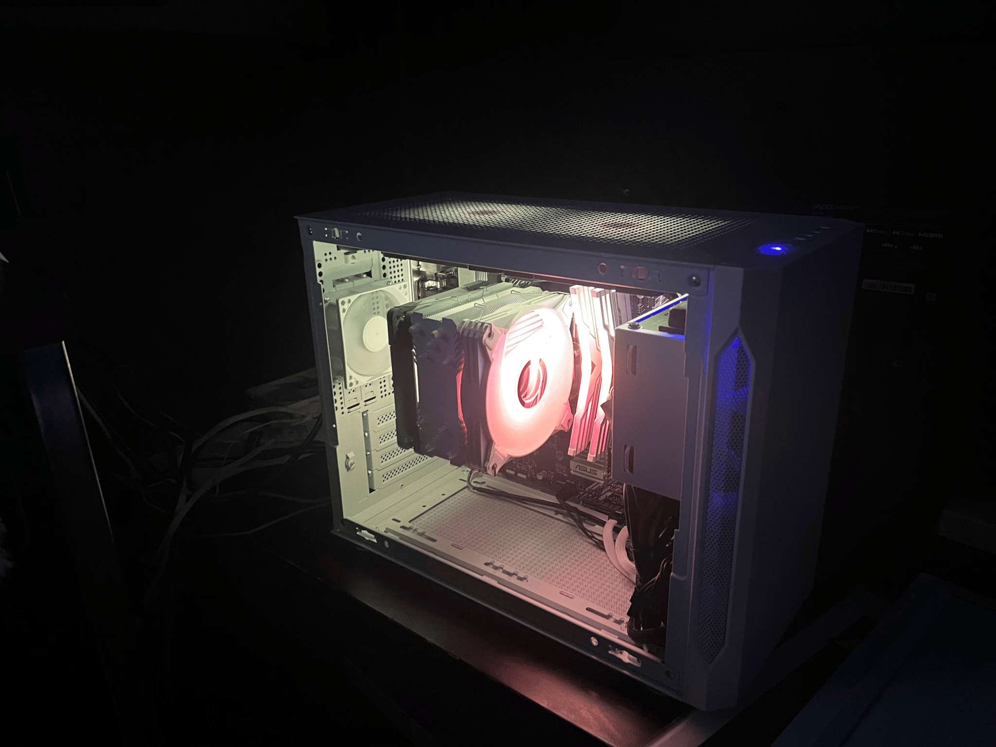 "Shoebox" / Ryzen 5 5600g Igpu gaming pc with free headset