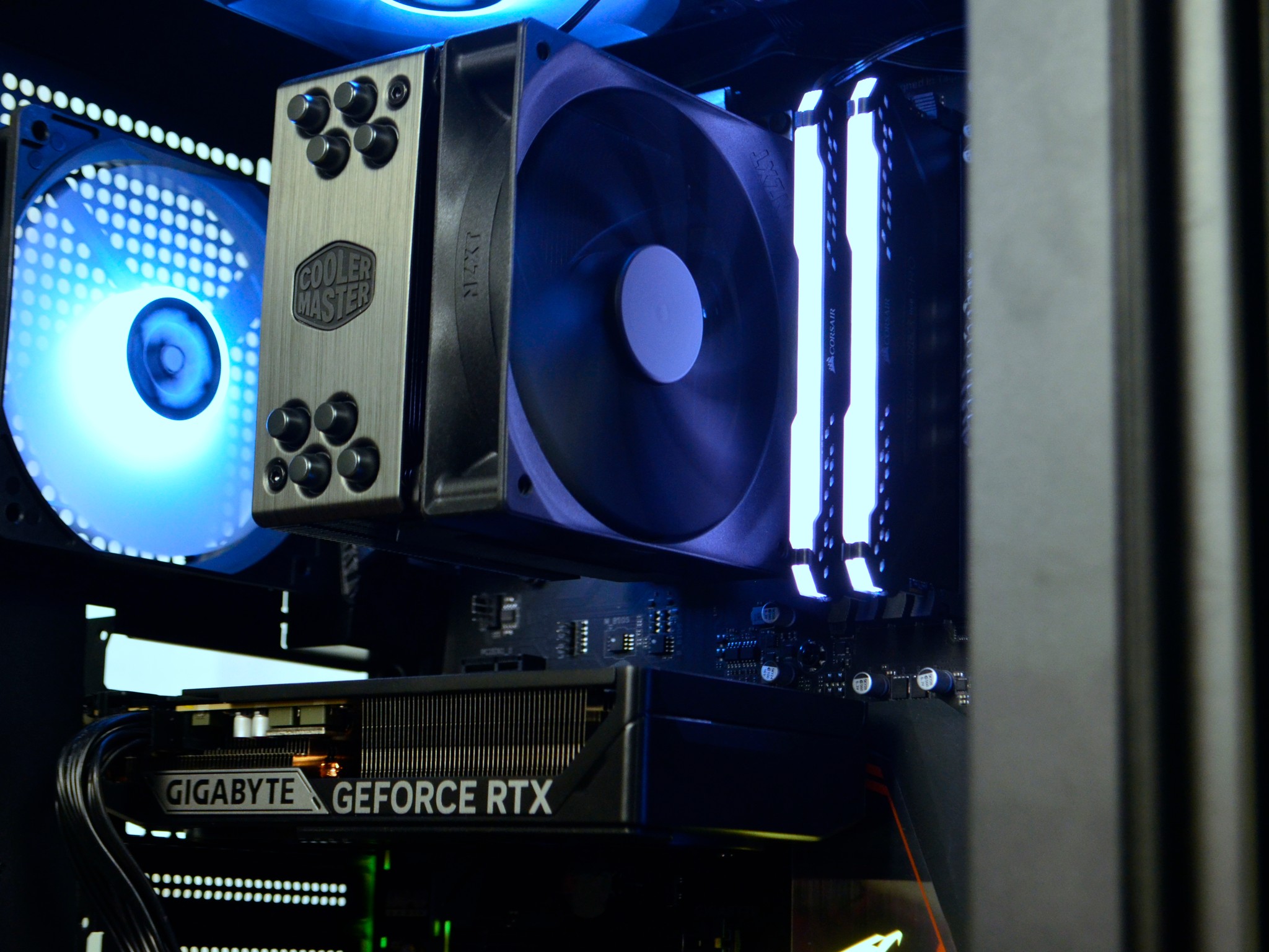 Colussus | Ryzen 5600x, RTX 5060, 16GB RAM | Mid-Range Gaming PC