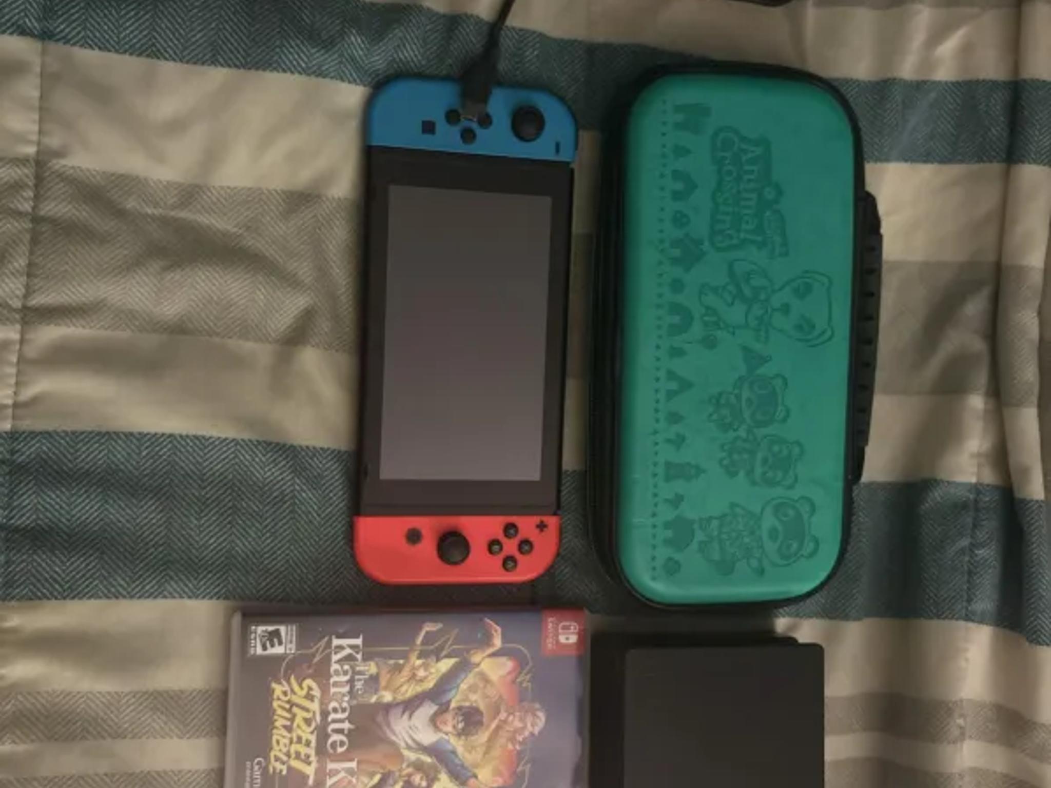 Nintendo Switch (HAC-001), Dock Station w/ 2 Games