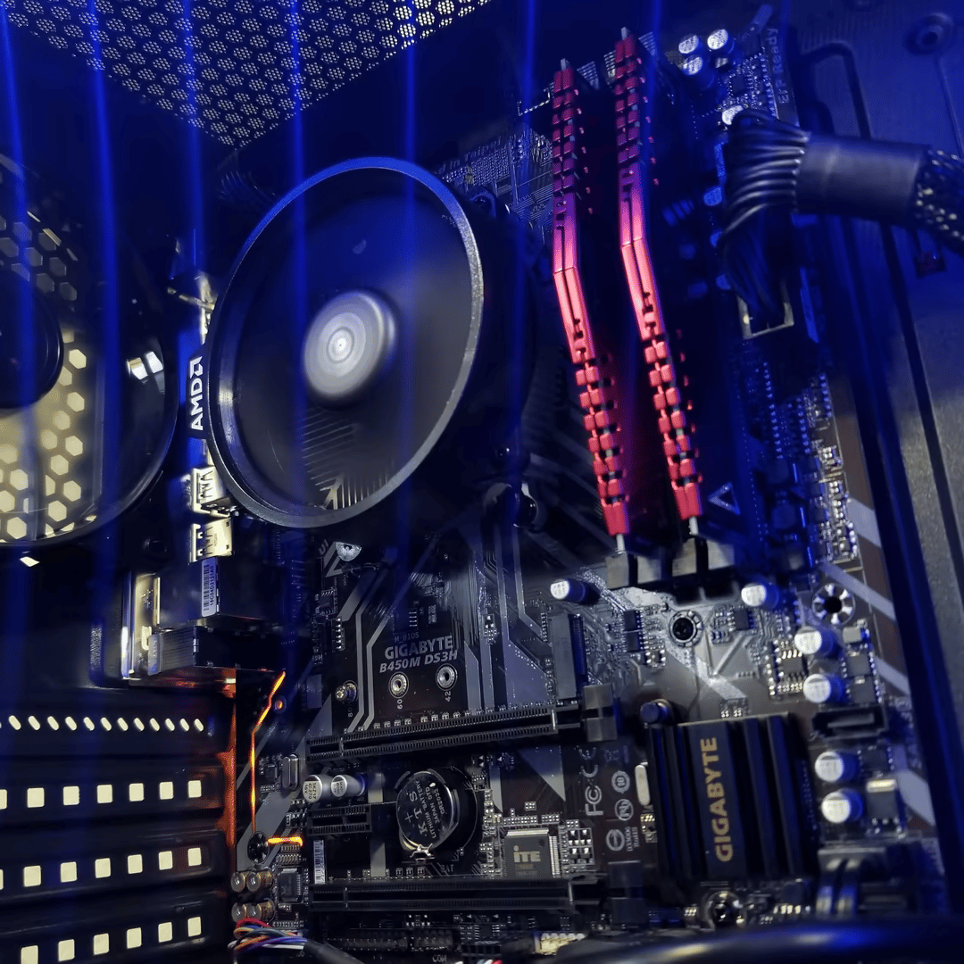 AMD Ryzen 5 5600G w/ Radeon RX Vega 7 Graphics // XPG 16GB 3200MHz // Silicon Power 512GB