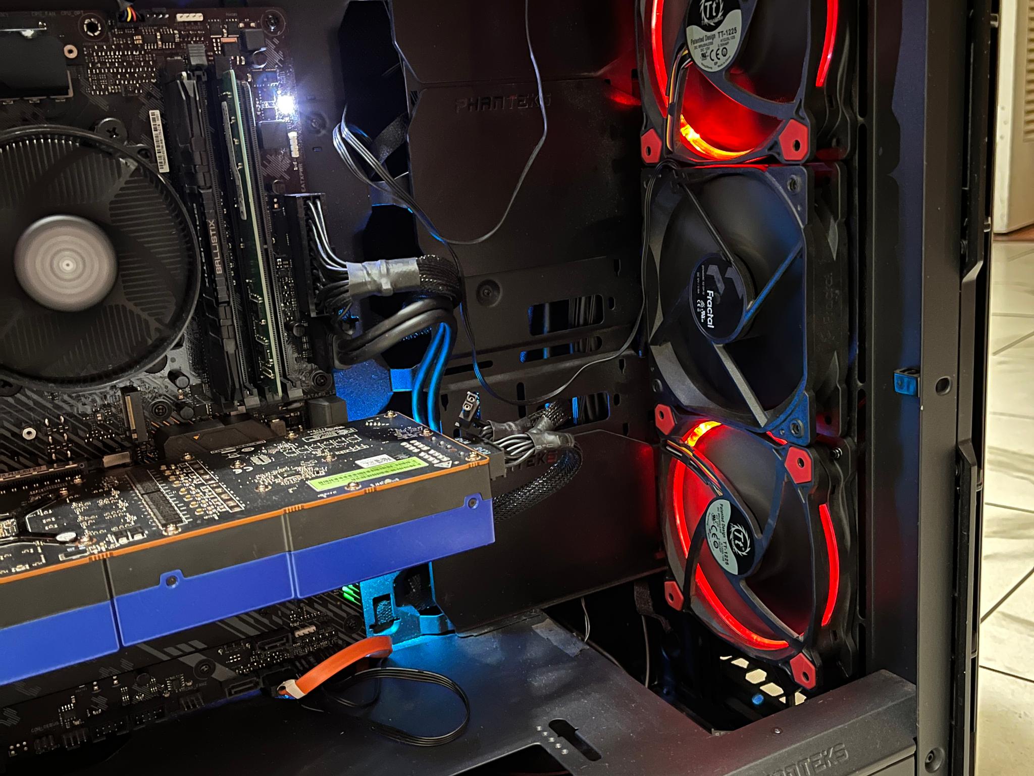 🟠🔥AMD Ryzen 5 3600, AMD W5700 8GB, 12GB RAM, 500 GB SSD, High Performance Workstation Gaming PC 🖥️🟢