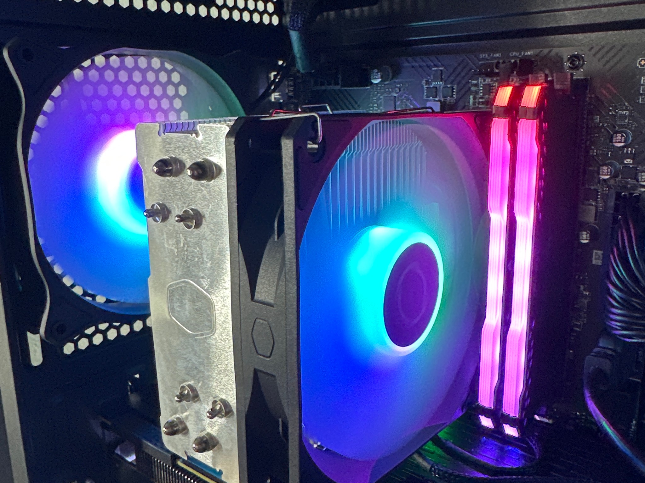 1080p Gaming PC | Geforce GTX 1080 | Intel i5 10400F | Patriot 1TB NVME SSD | 16GB DDR4 ARGB RAM