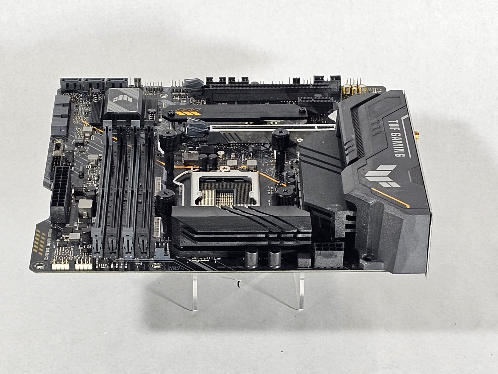 B560 Plus WiFi LGA1200 ASUS TUF GAMING mATX Motherboard