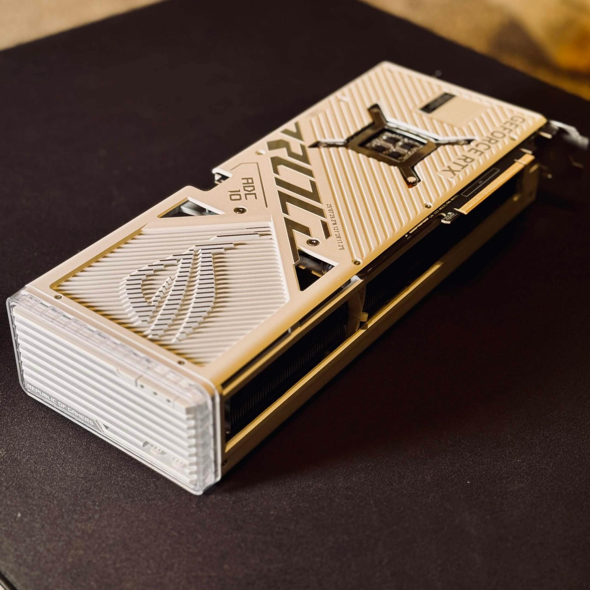 🤍 ASUS ROG STRIX GeForce RTX 4090 GAMING OC White 24GB🤍