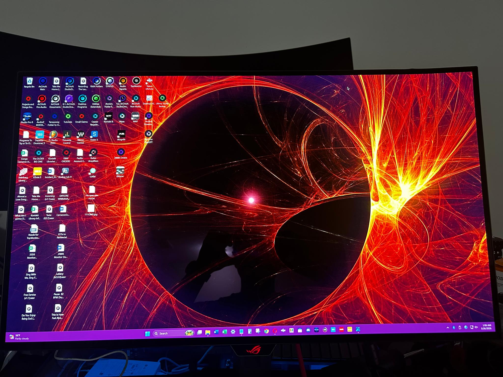 ASUS ROG Strix 32" 4K OLED (3840 x 2160) (240Hz) Gaming Monitor (XG32UCWMG) (Only 9hrs Used!)