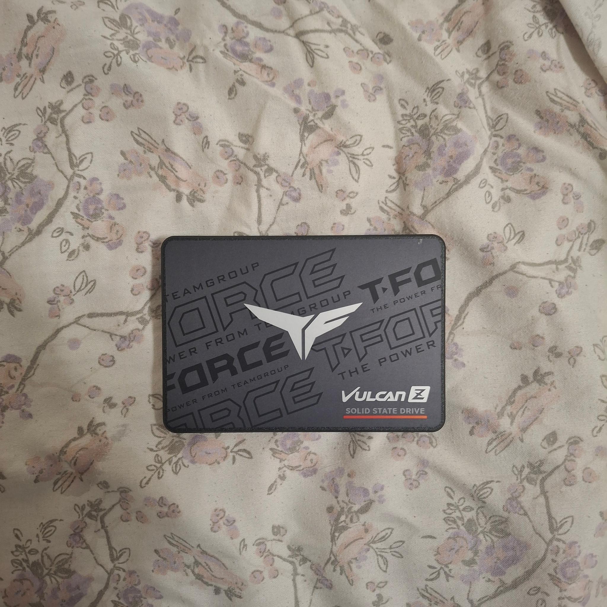 TEAMGROUP T-FORCE VULCAN Z 1TB 2.5" SATA III Internal SSD - Black