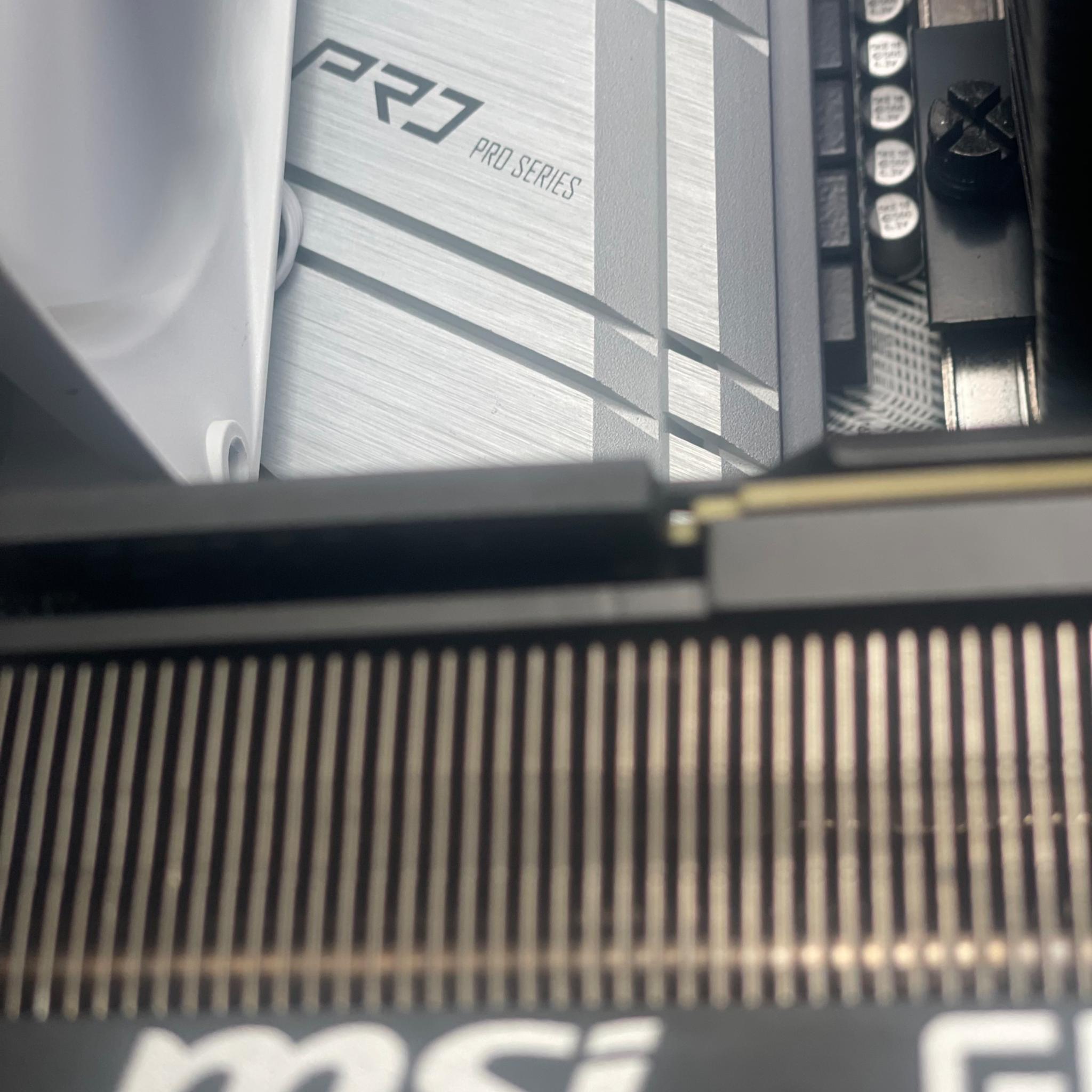 𝙂𝙇𝙀𝘼𝙈 | Ryzen 9 3900X, RTX 2080, 16GB RAM, 1TB SSD White Minimalist Productivity Gaming PC